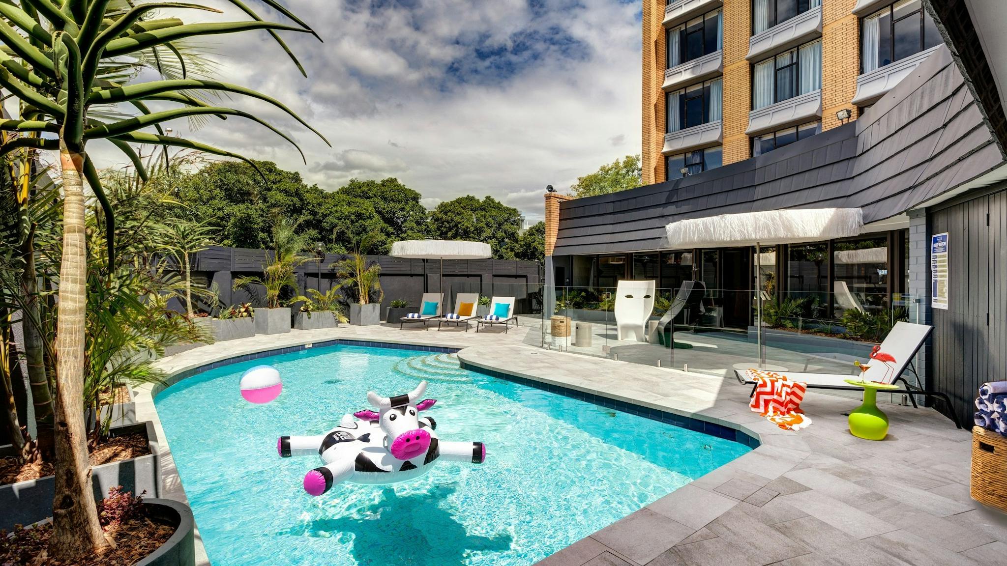 Atura Albury