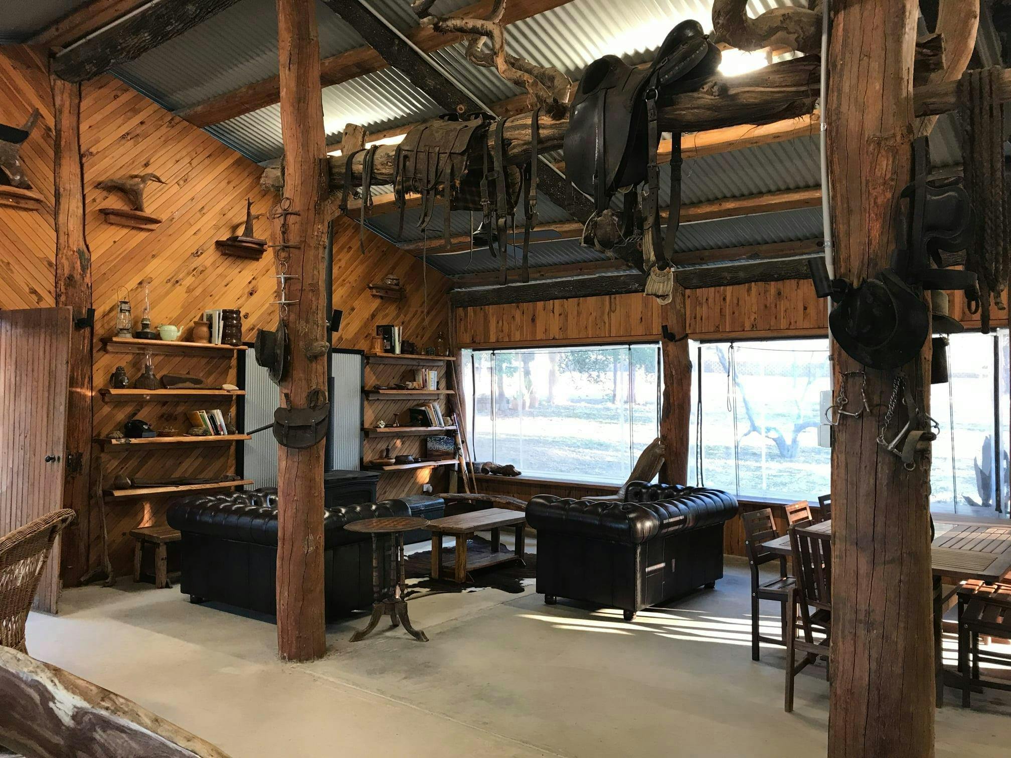 Wallaroo lounge and dining area