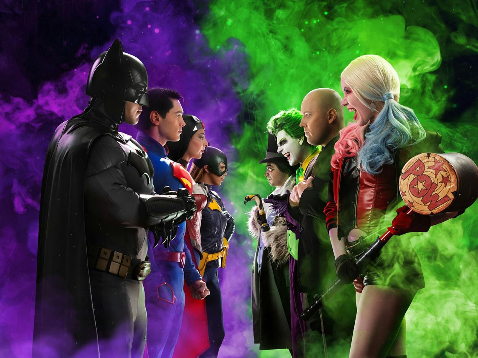 Super Heros vs Villains