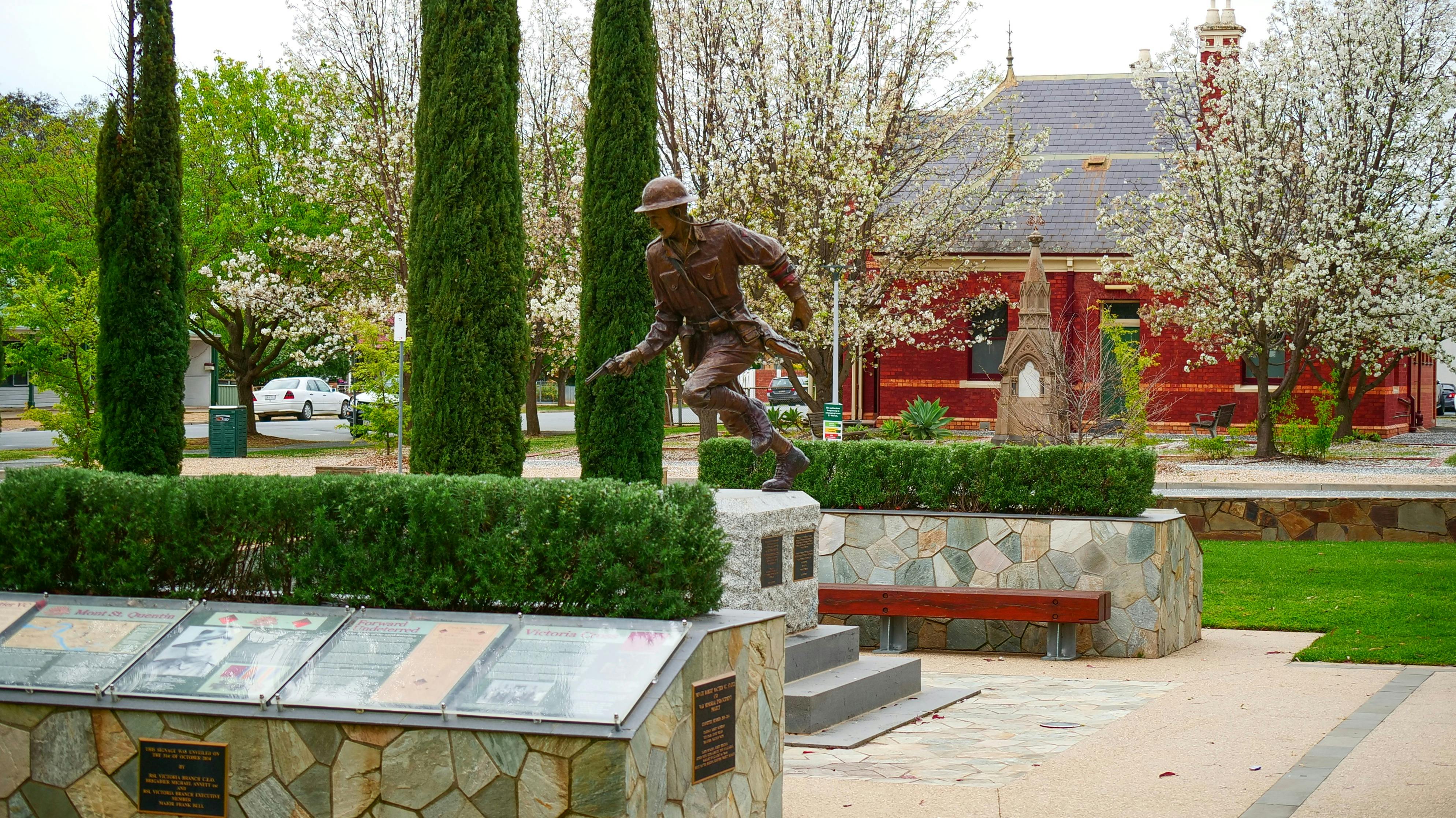 Private Robert Mactier Memorial Statue