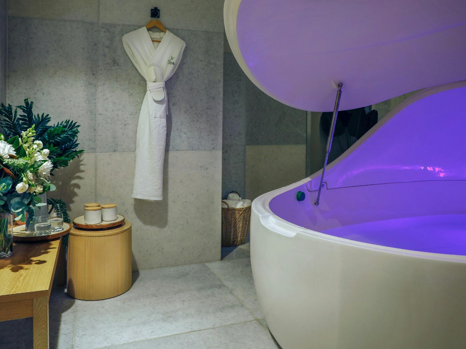 フロートタンク室