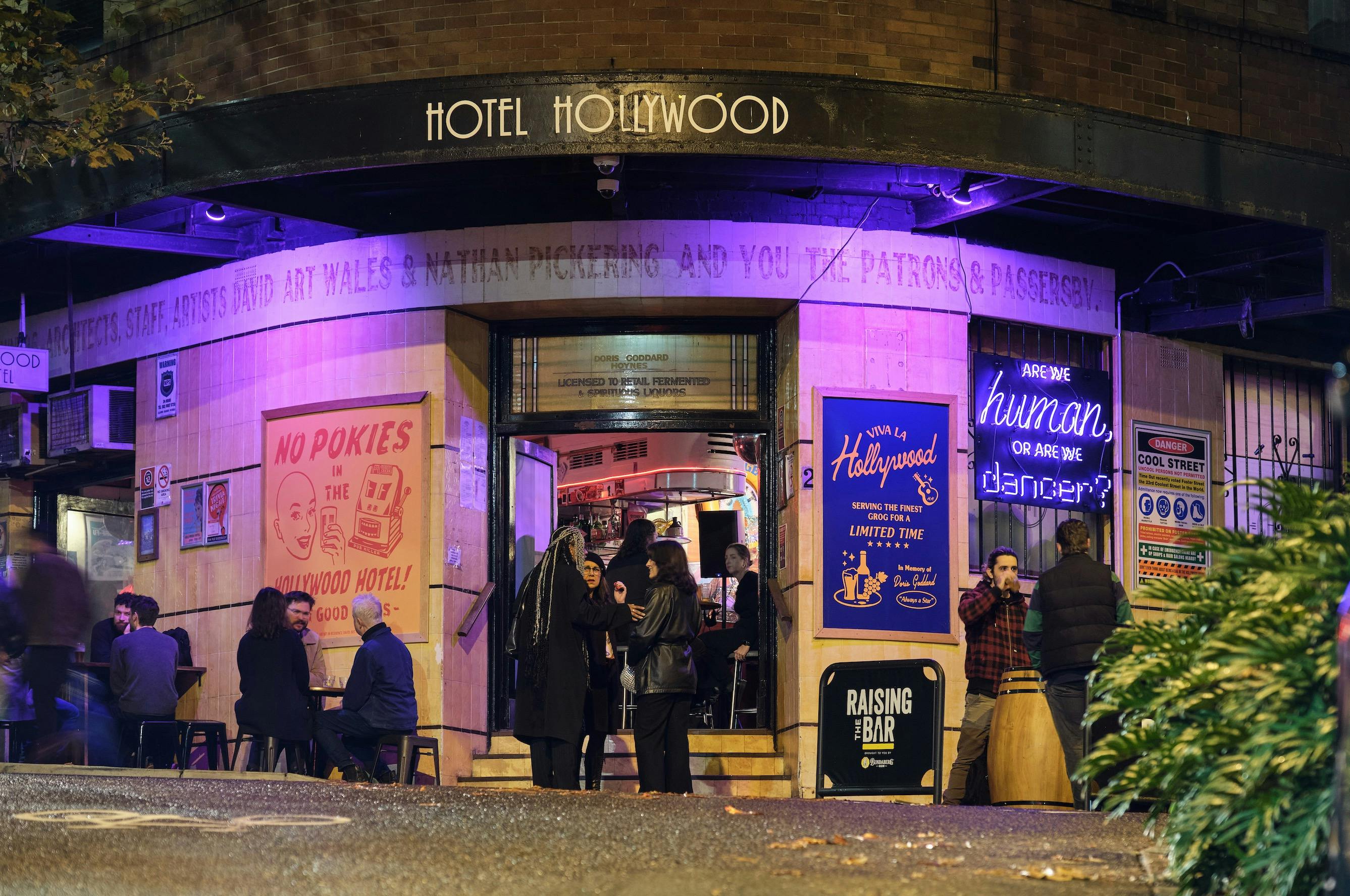 outside of Hotel Hollywood at night