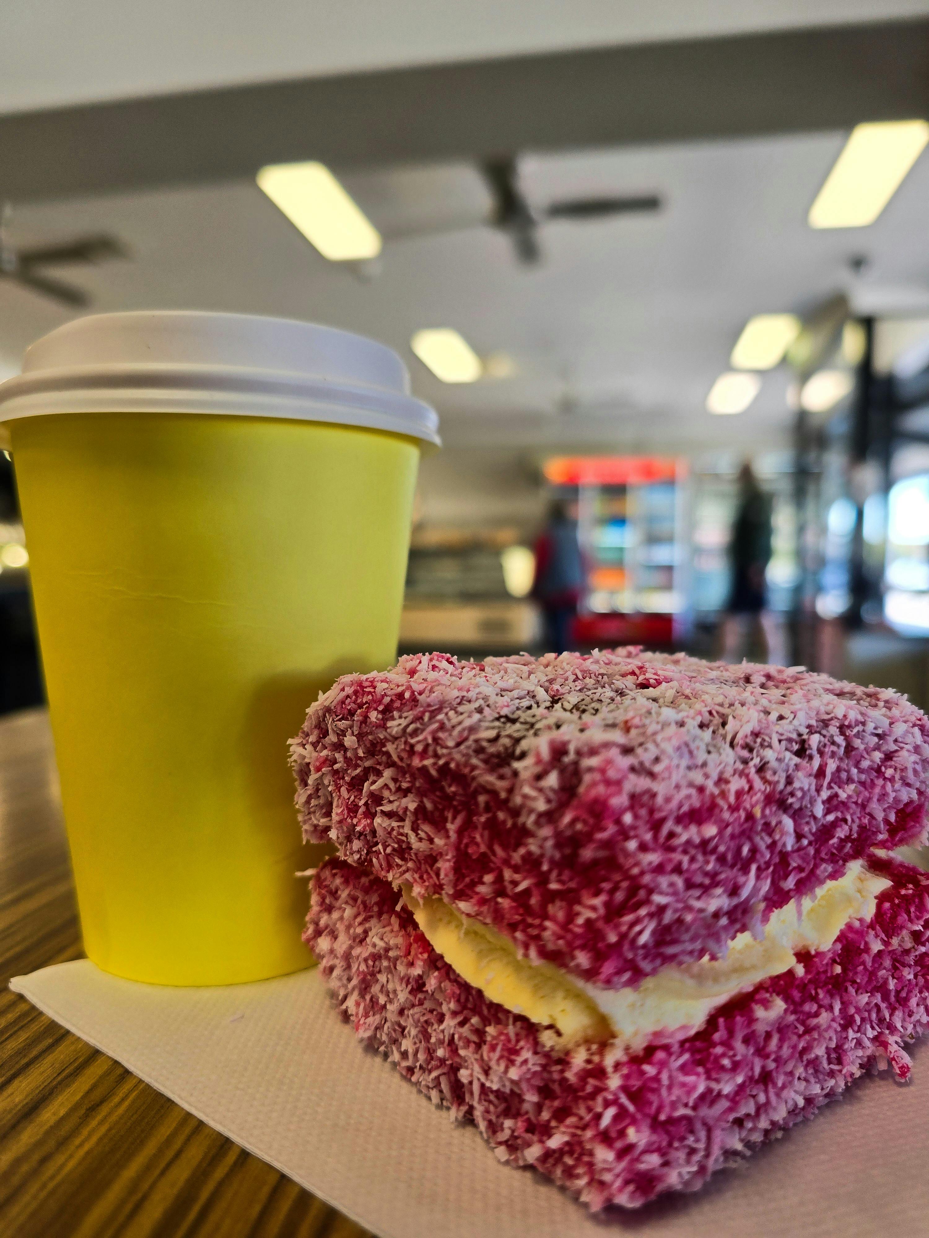 coffee & laminton