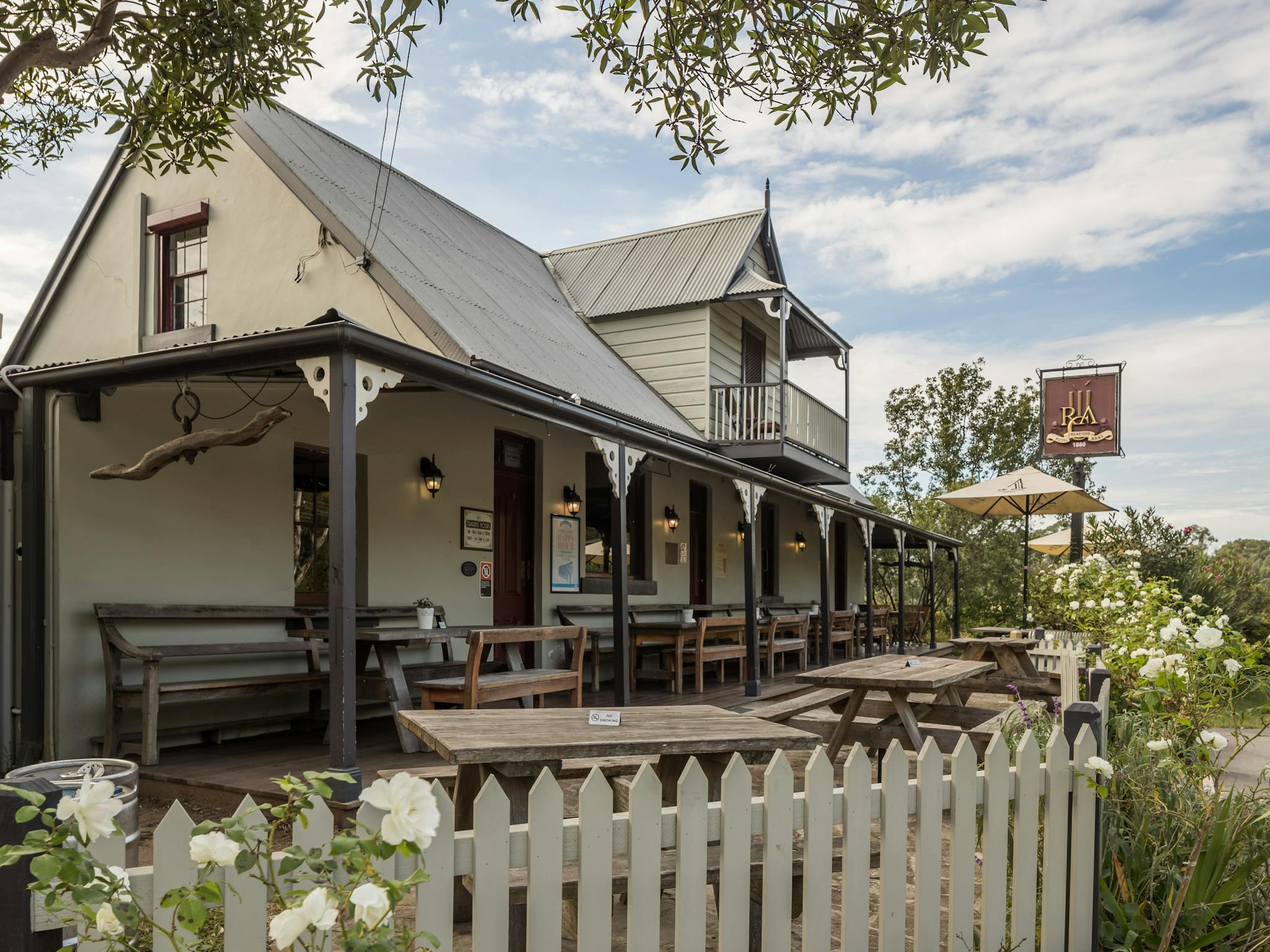Royal Cricketers Arms Hotel Sydney, Australia Official Travel & Website Royal Cricketers Arms Hotel Sydney, Australia Official Travel & Website