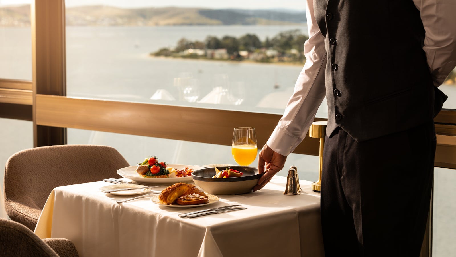 Breakfast at The Point Revolving Restaurant