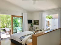 holiday house accommodation beach house port douglas