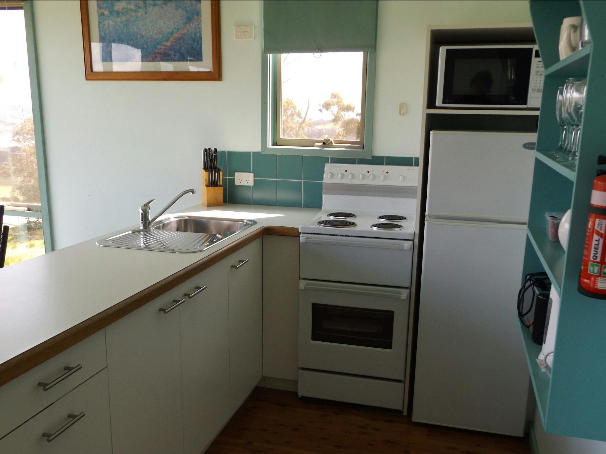 Kitchen - Banksia cottage