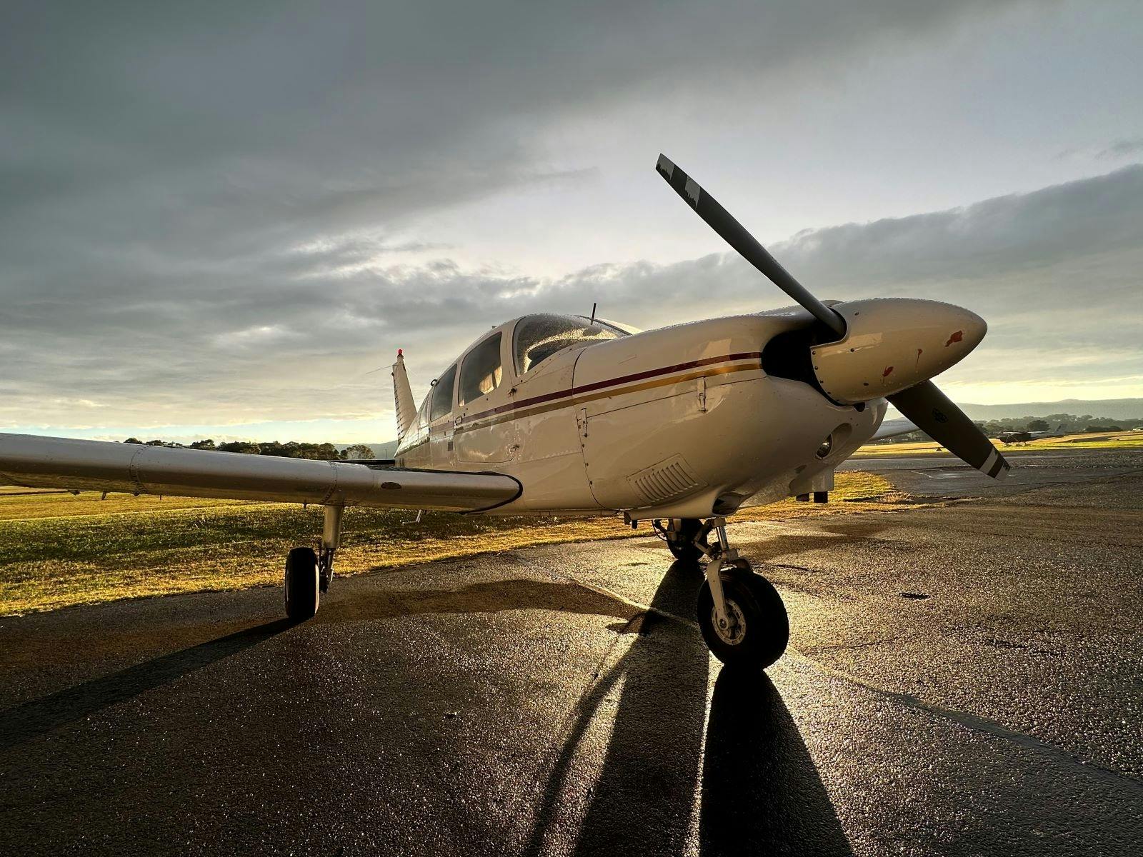 NSW Air Flight Training- Scenic Flights from Shellharbour Airport