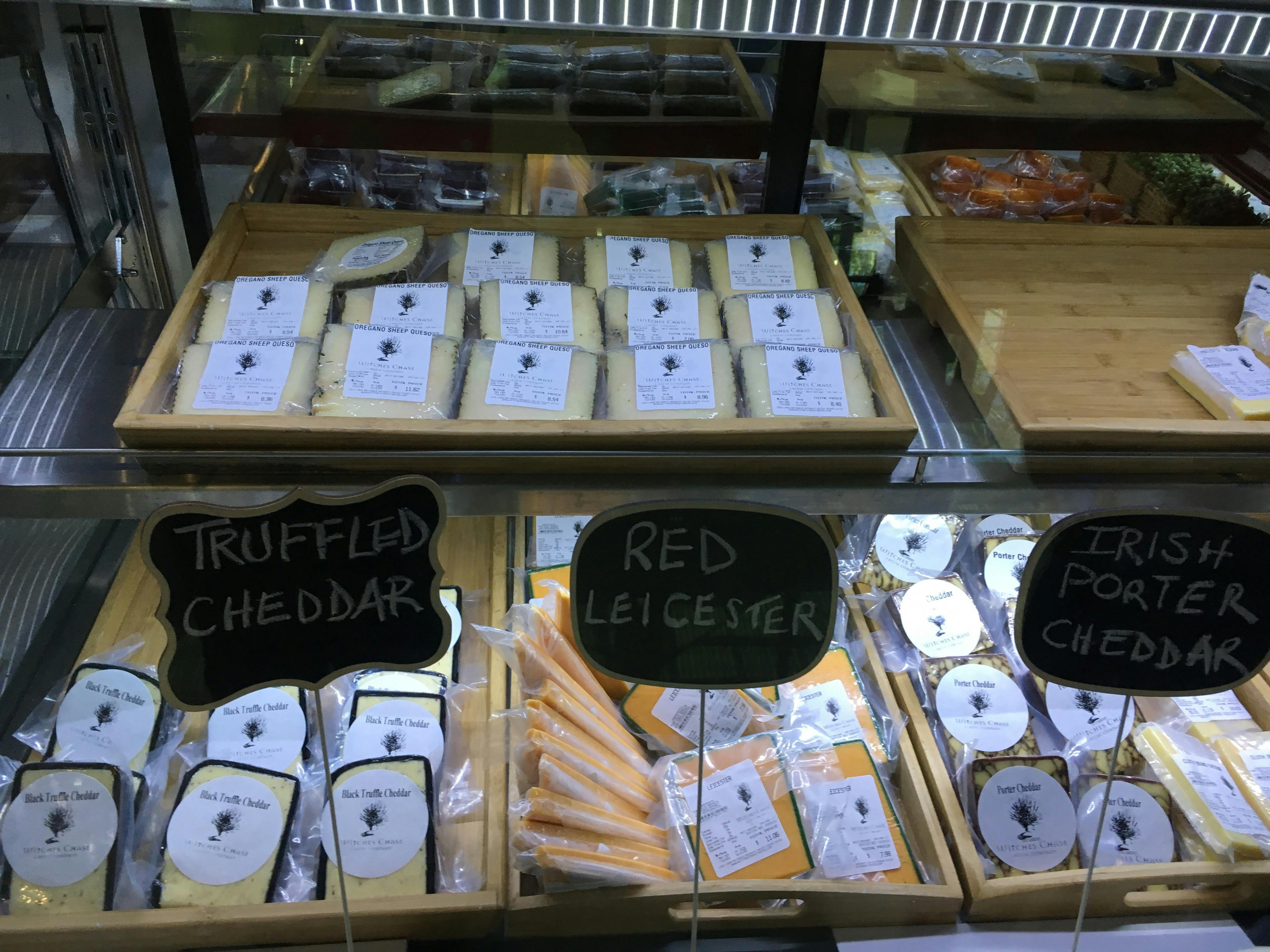Wiches Chase Cheese, Tamborine Mountain