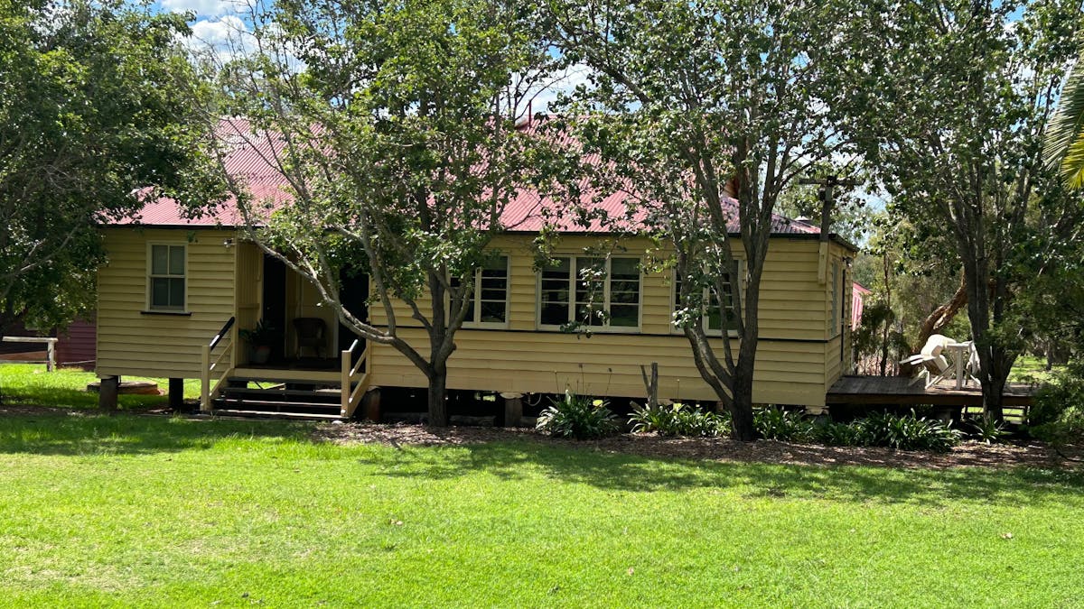 the front of the Store cottage showing entrance and deck