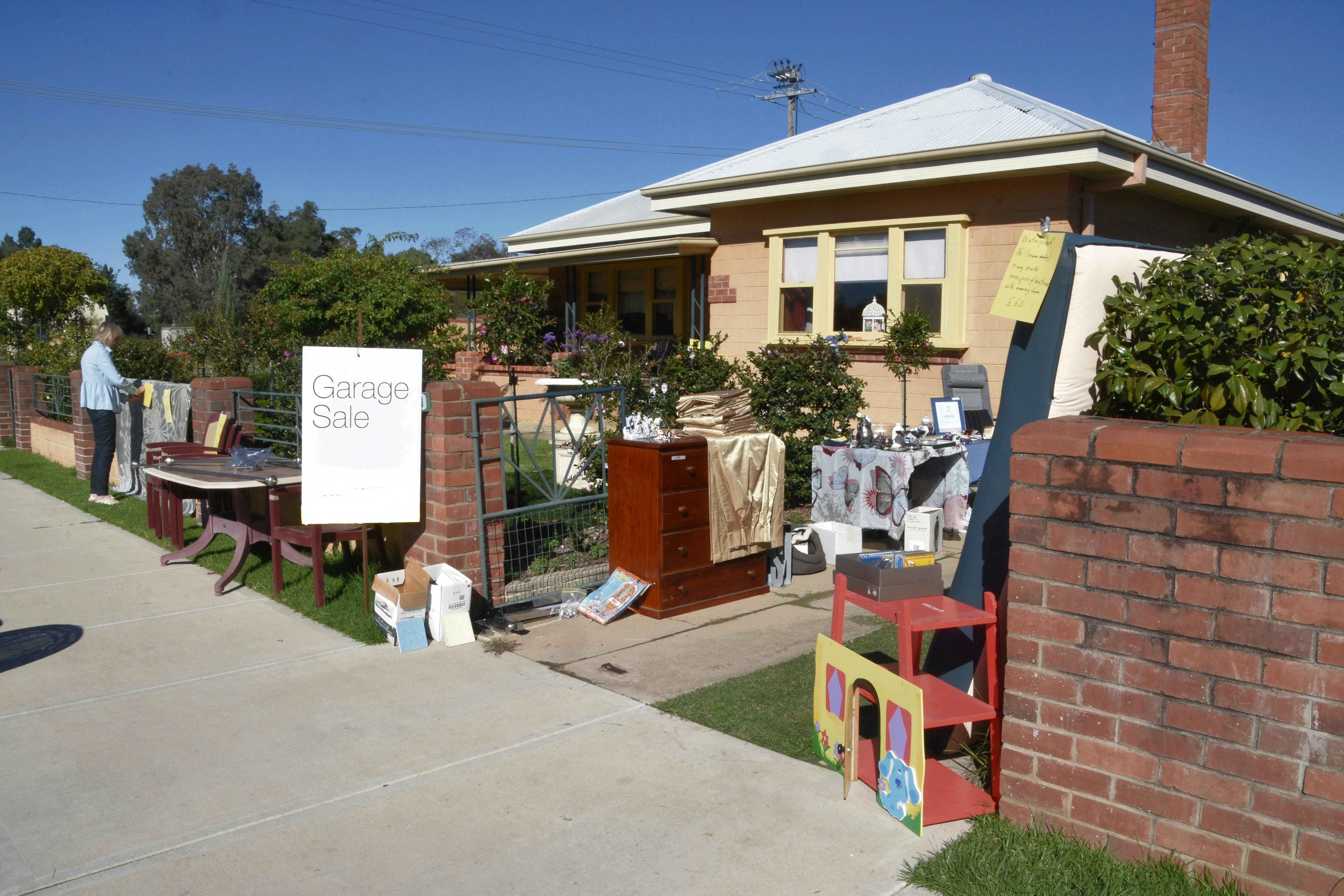 Jindera Community Garage Sale