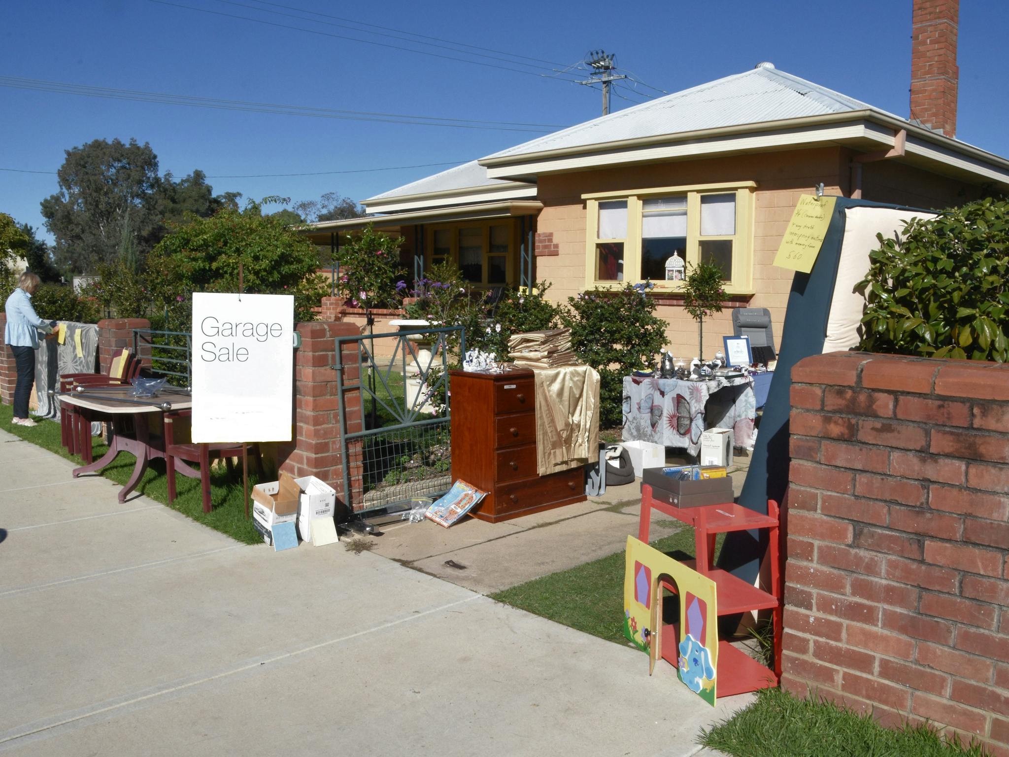 Jindera Community Garage Sale