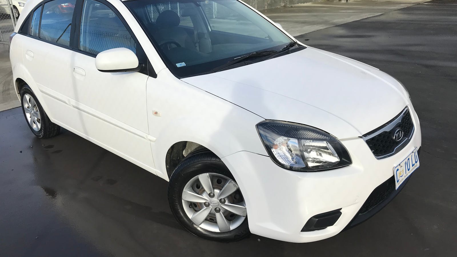 Kia Rio - Lo-Cost Auto Rent