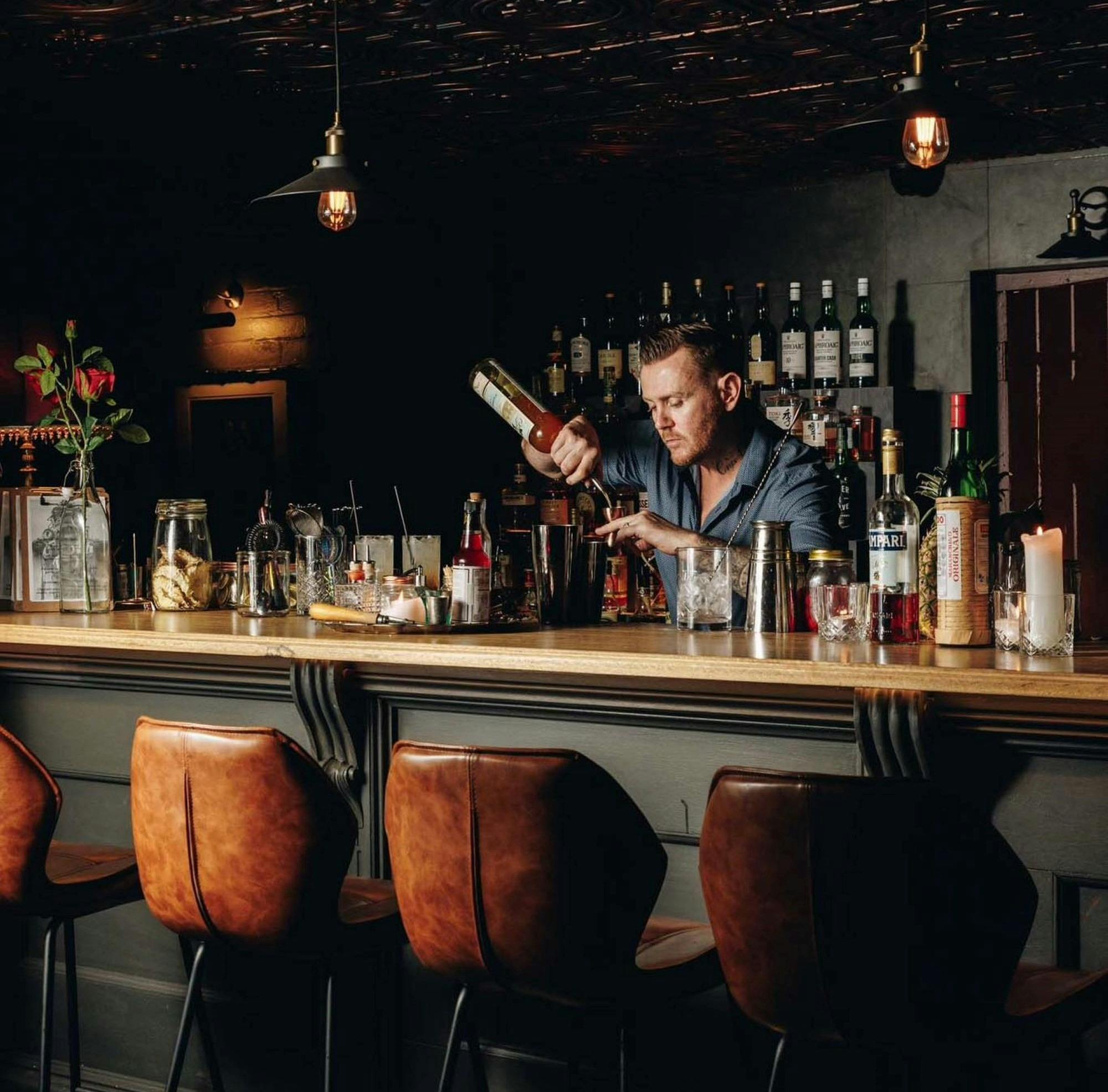 Cocktail making bar service