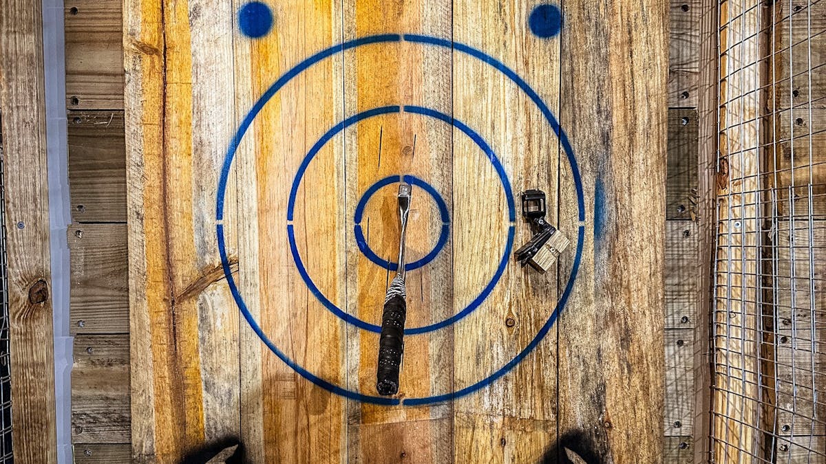 Axe Throwing target