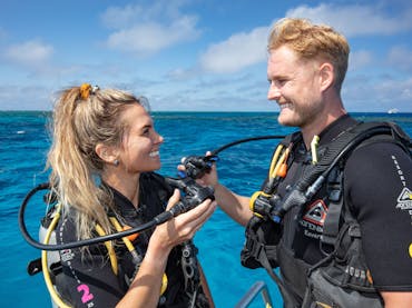 divers check
