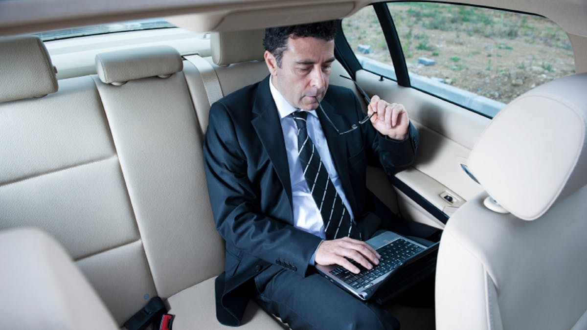 Surf City Transfers provides Brisbane & Gold Coast Airports Corporate Transfers