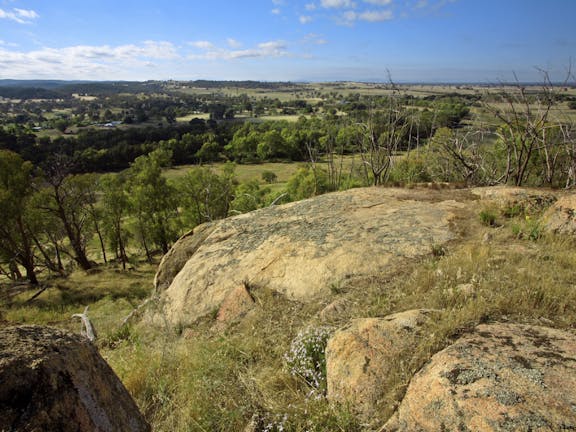 Monument Hill Lookout