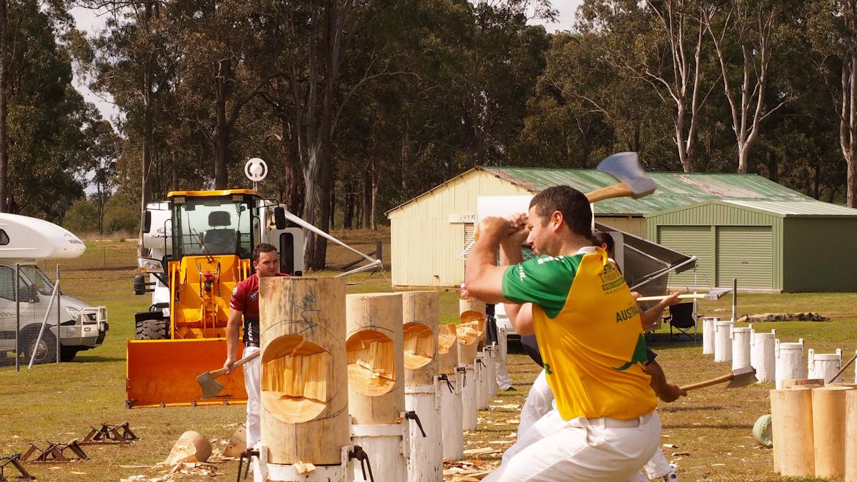 woodchopping festival axe competition
