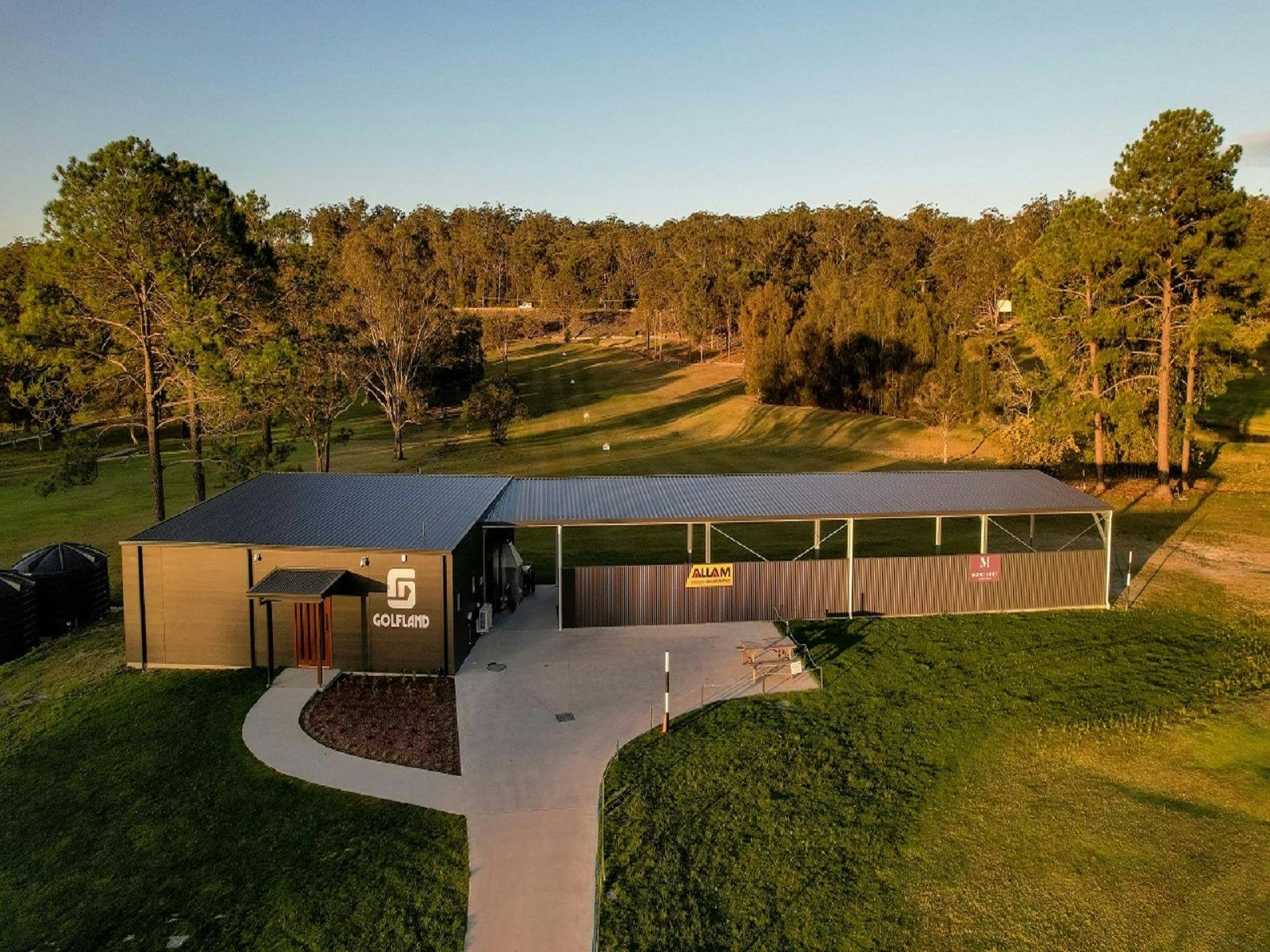 Kew Country Club