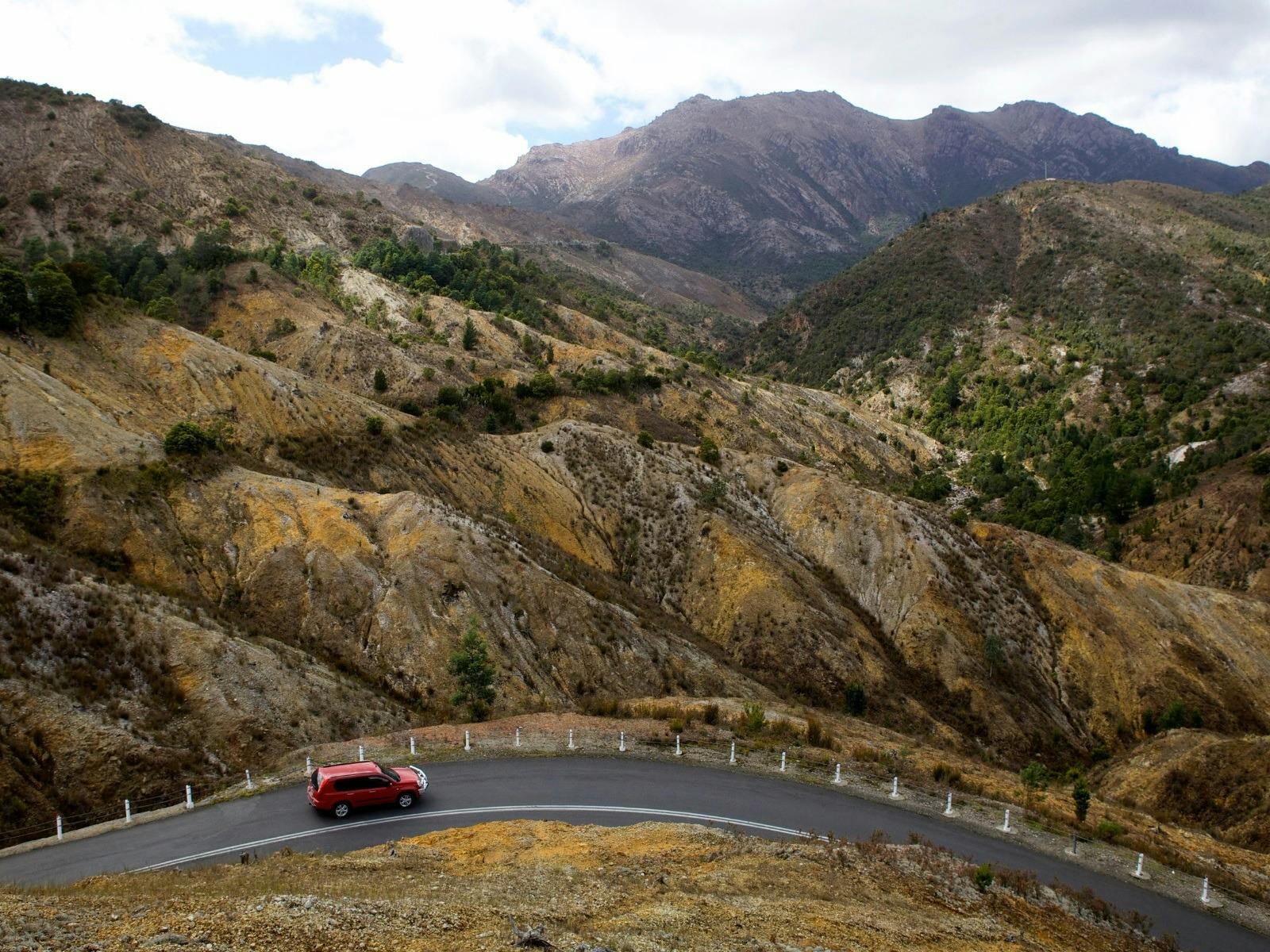 Master the winter road trip from Devonport Airport