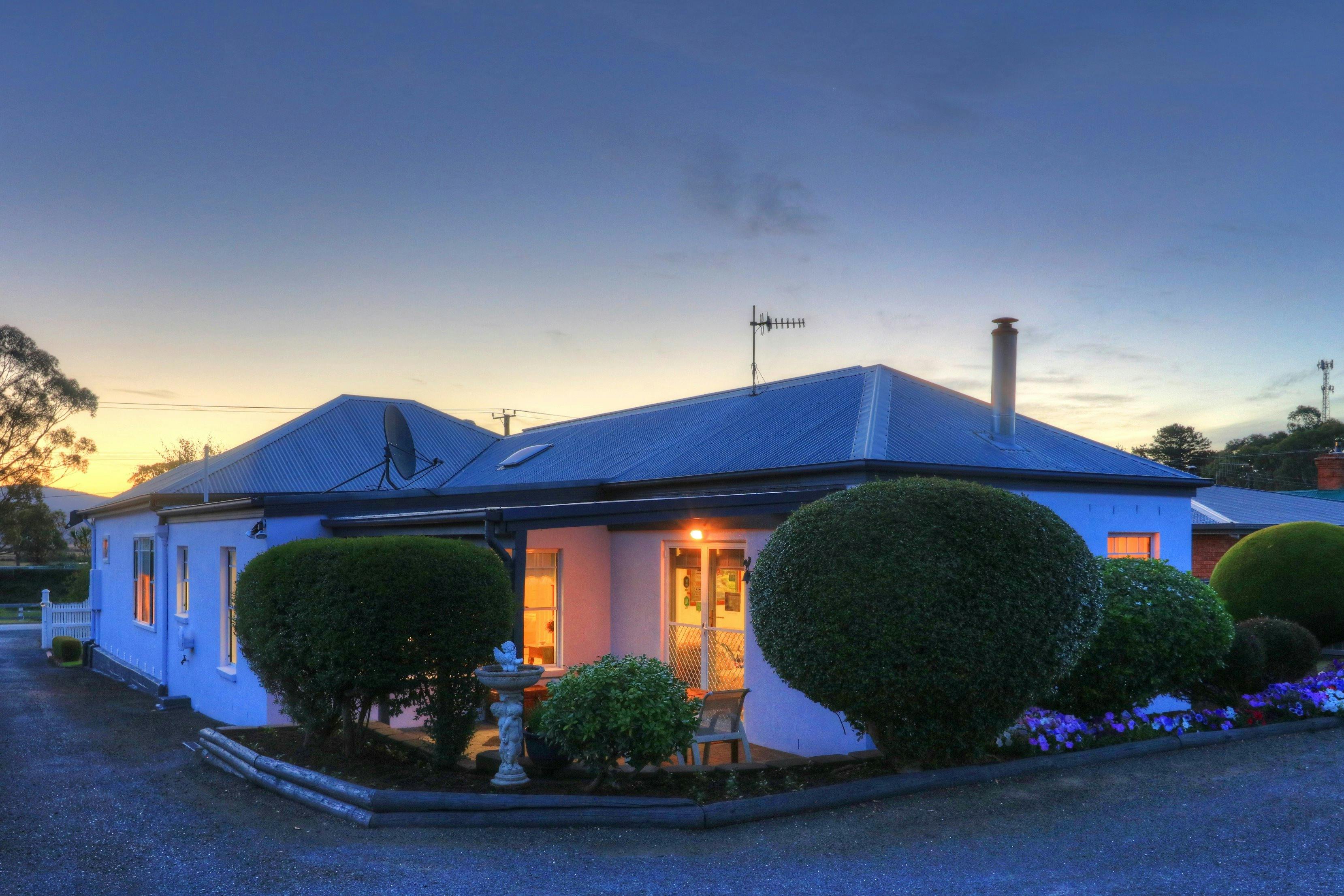 Addlestone House Bed & Breakfast Discover Tasmania