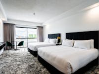 standard queen room