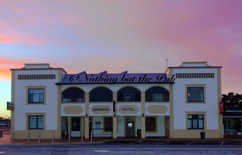 Meningie Hotel