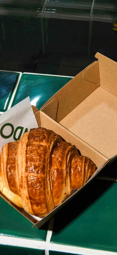 &Sando croissant and coffee
