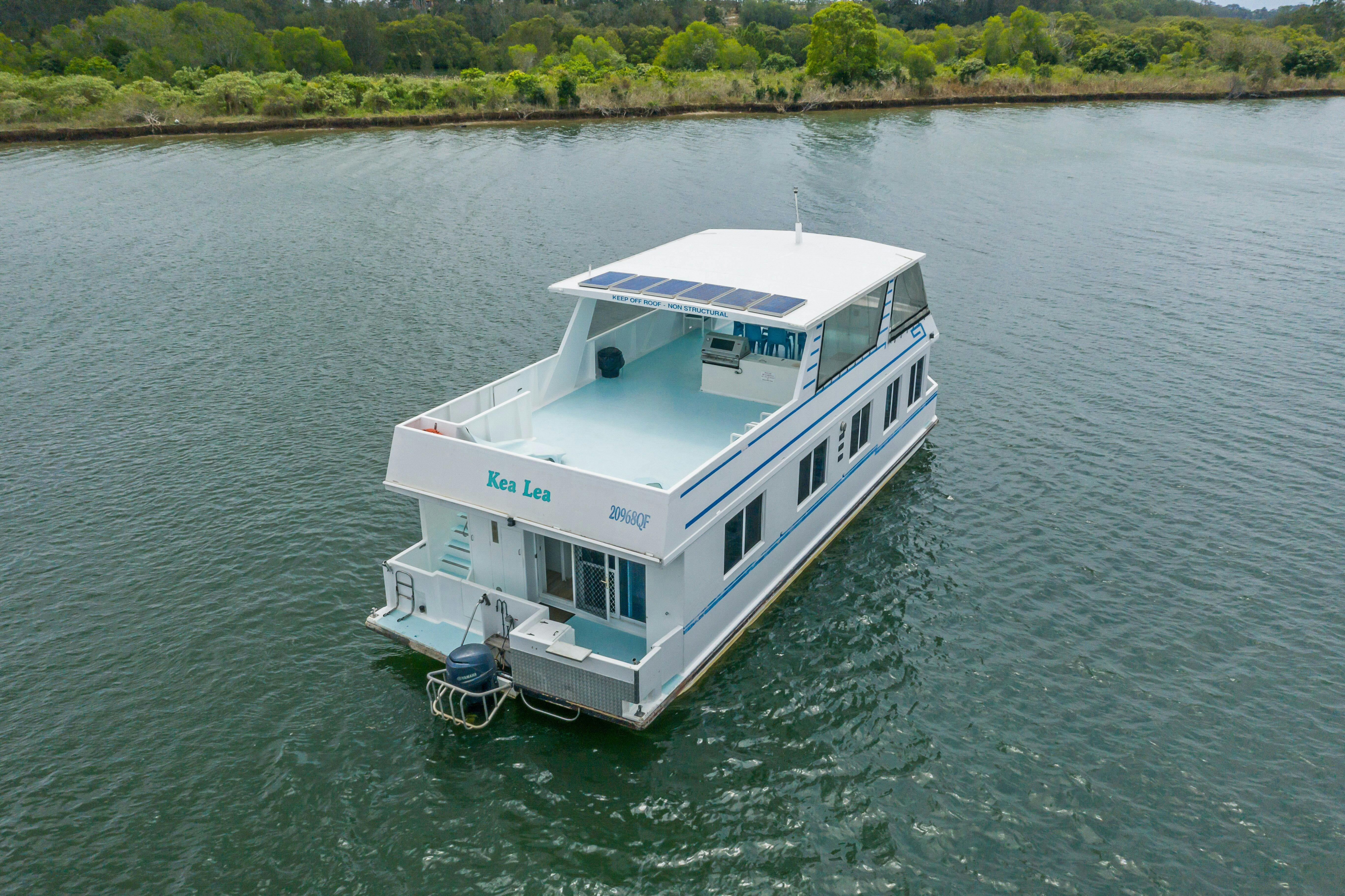 Kea Lea 12 Berth Houseboat