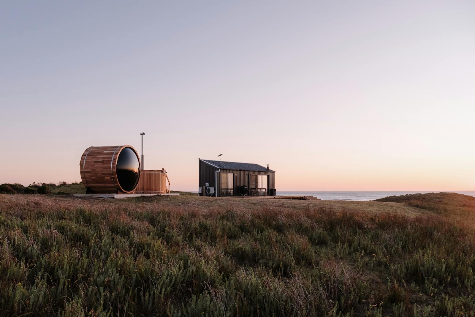 Red Rock Hut - King Island - Tiny Home for Rent in Bungaree, TAS