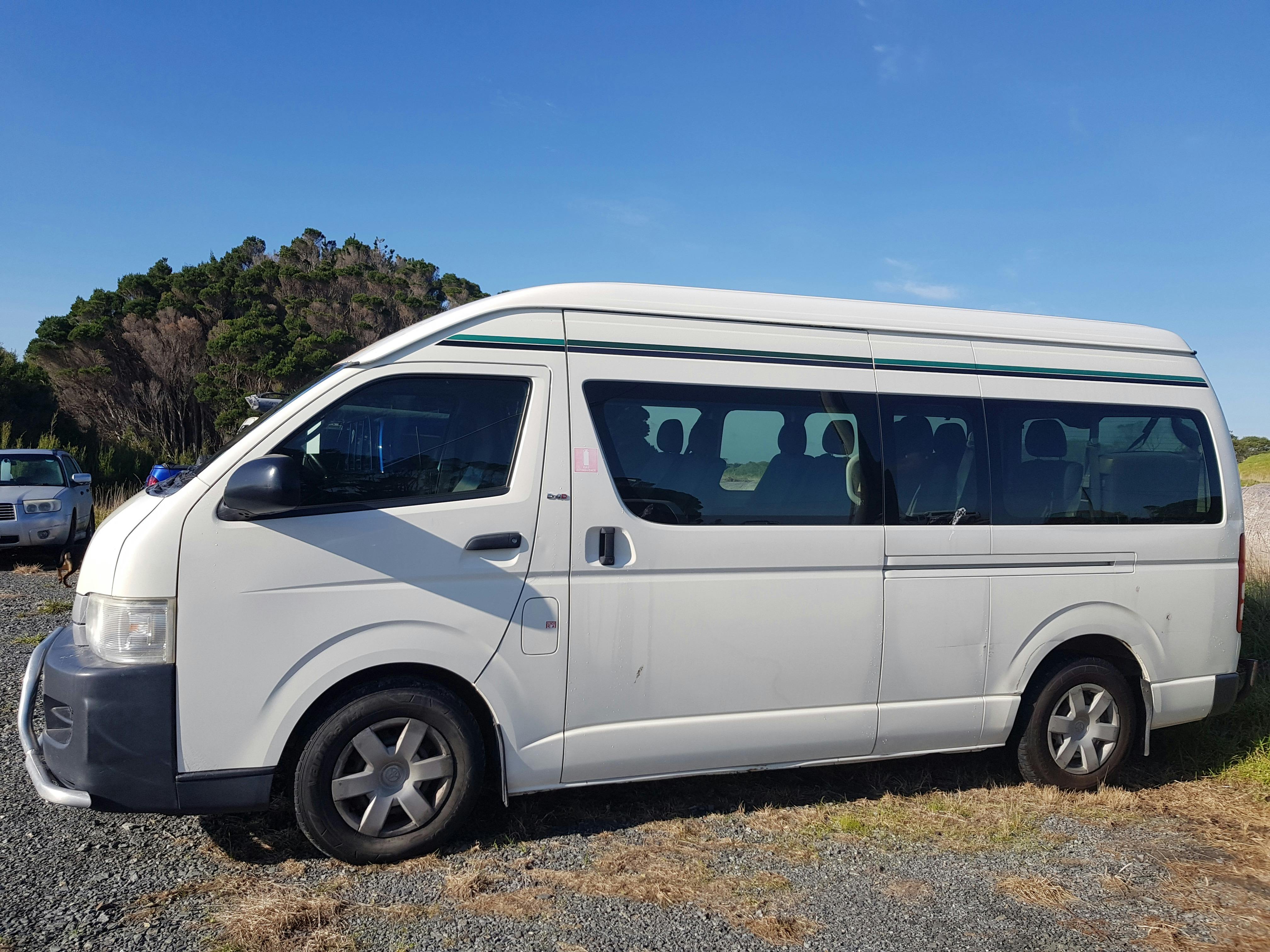 12-seater (manual)