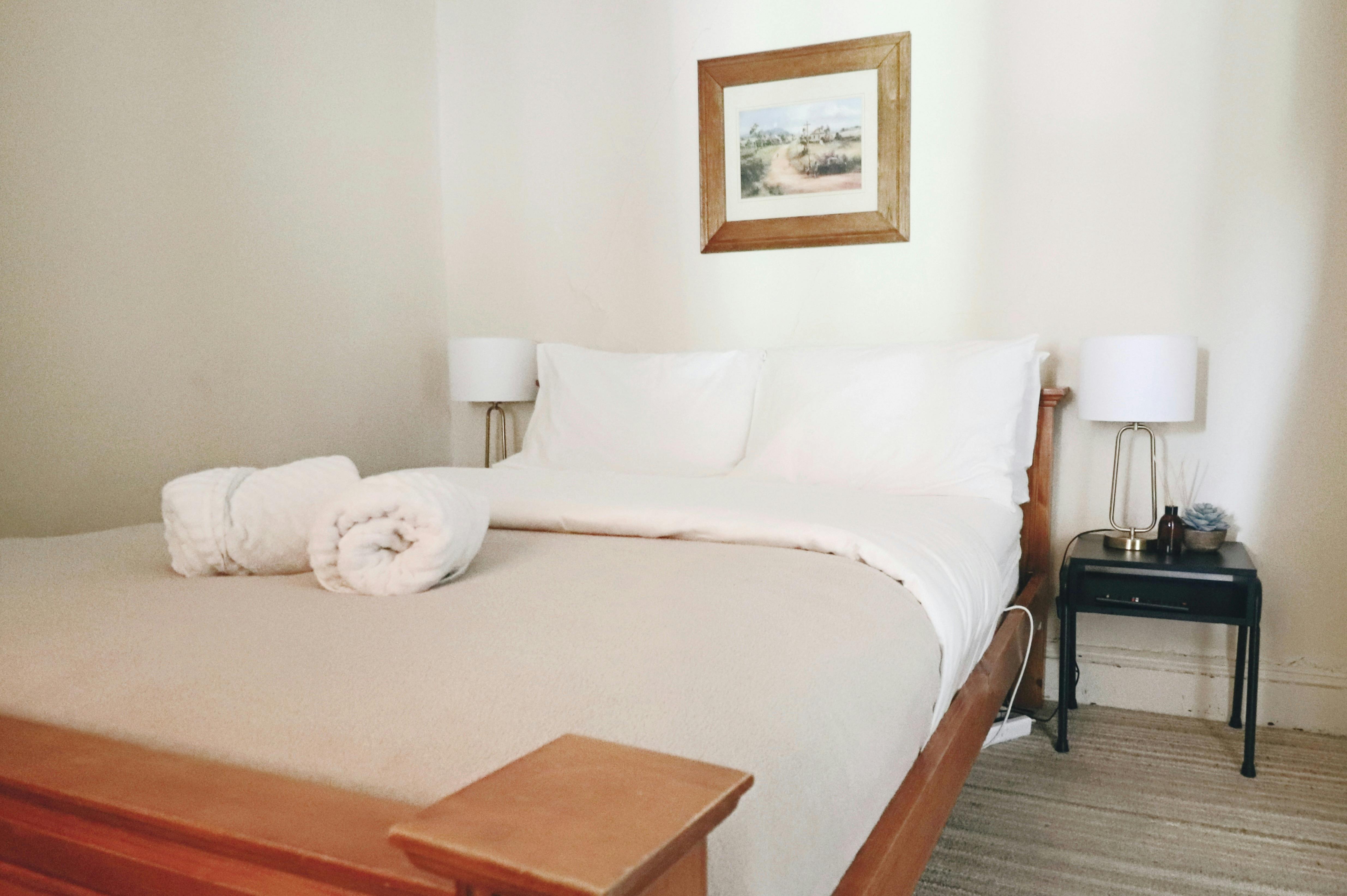 queen bed with smart TV