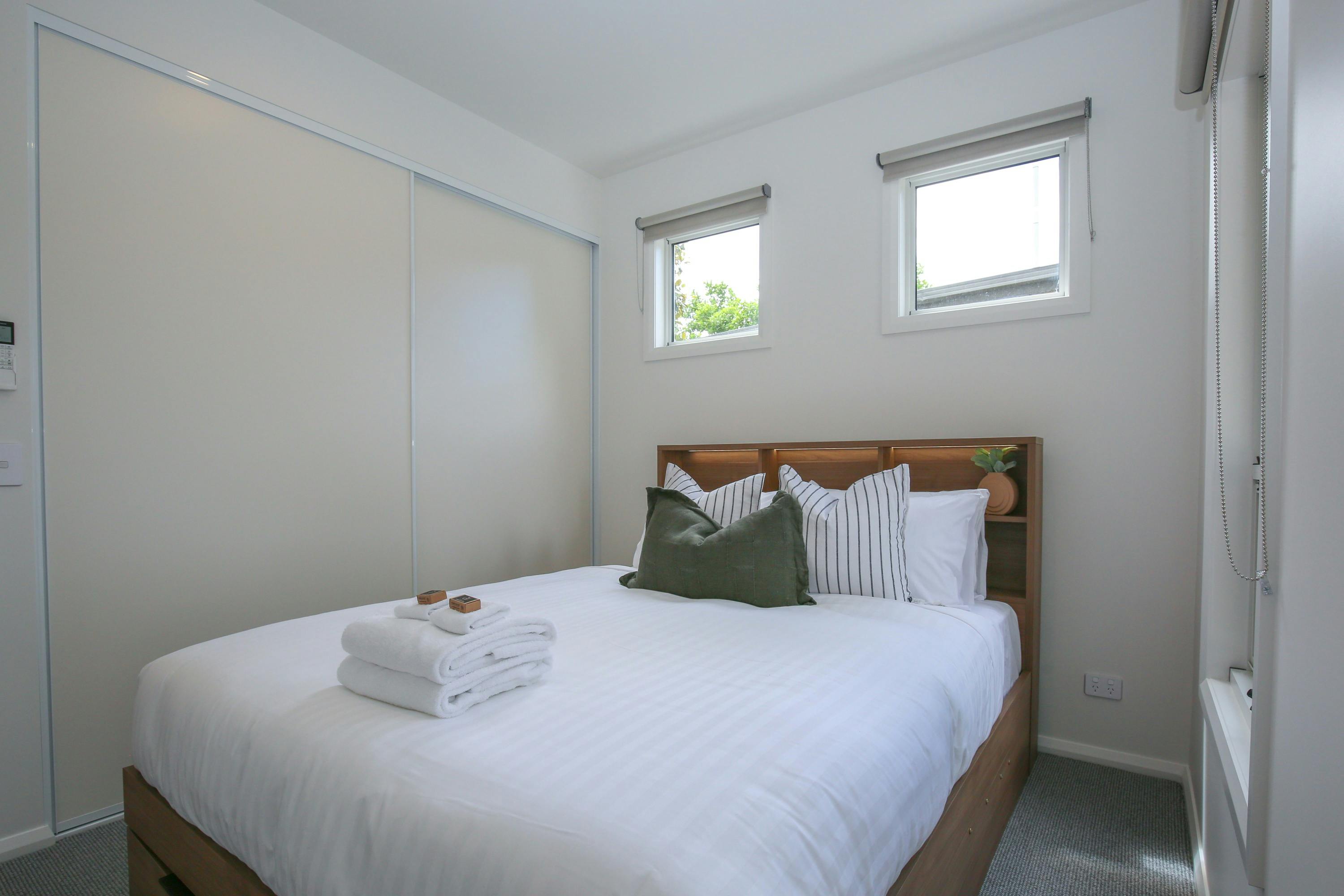 Toorak Treetop Bedroom 2