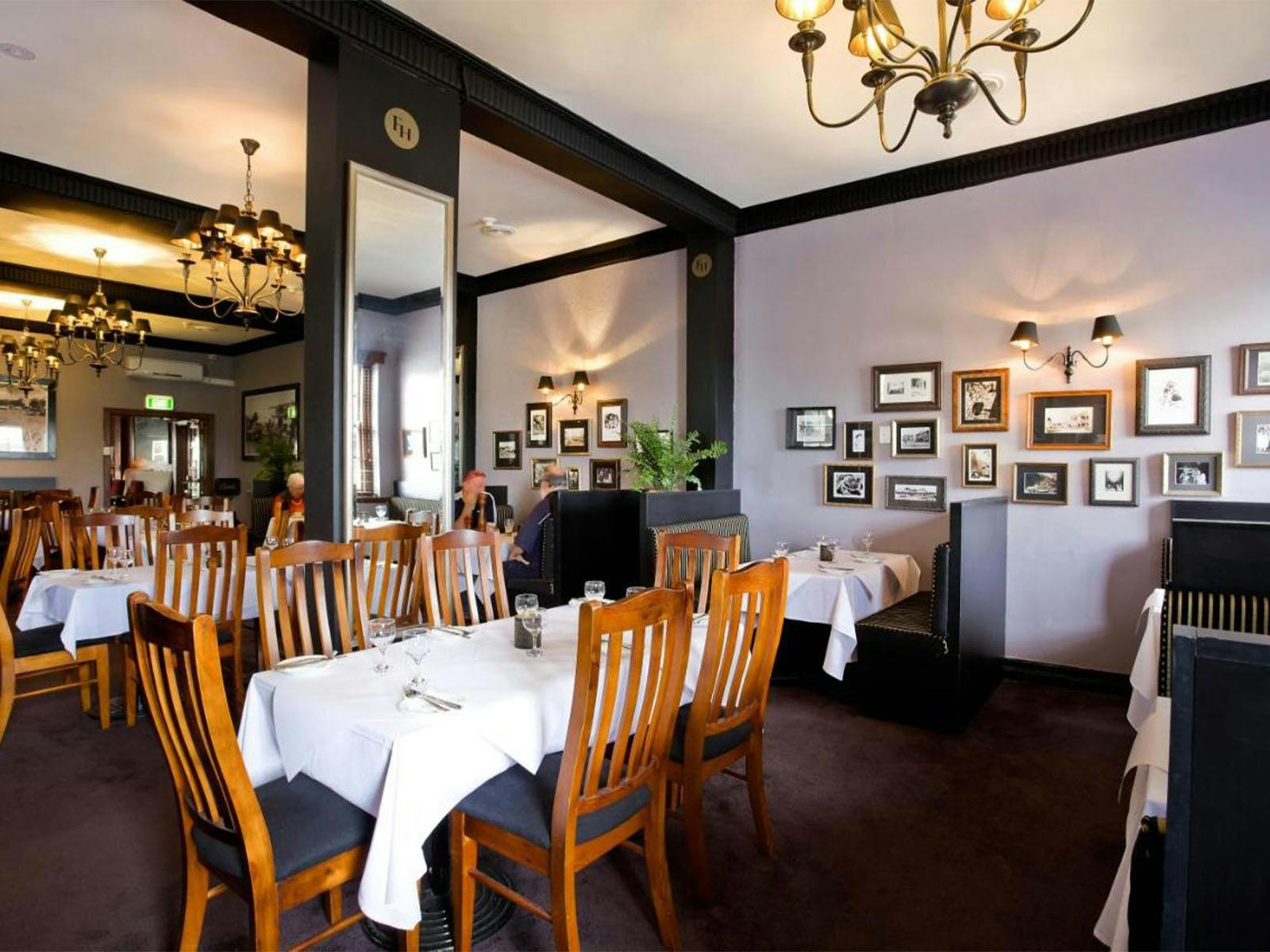 ダイニングルーム