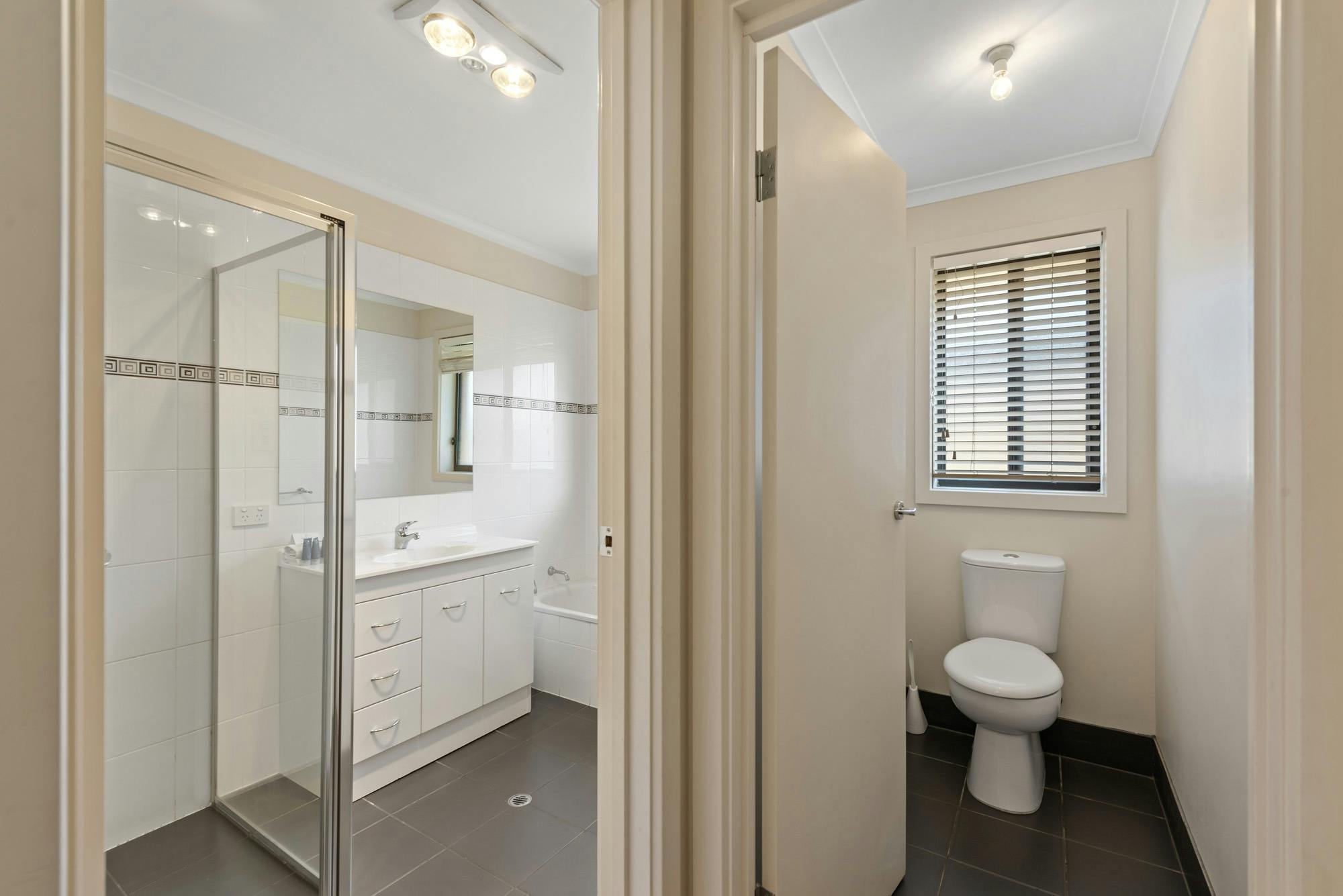 Deluxe Two and Three Bedroom House