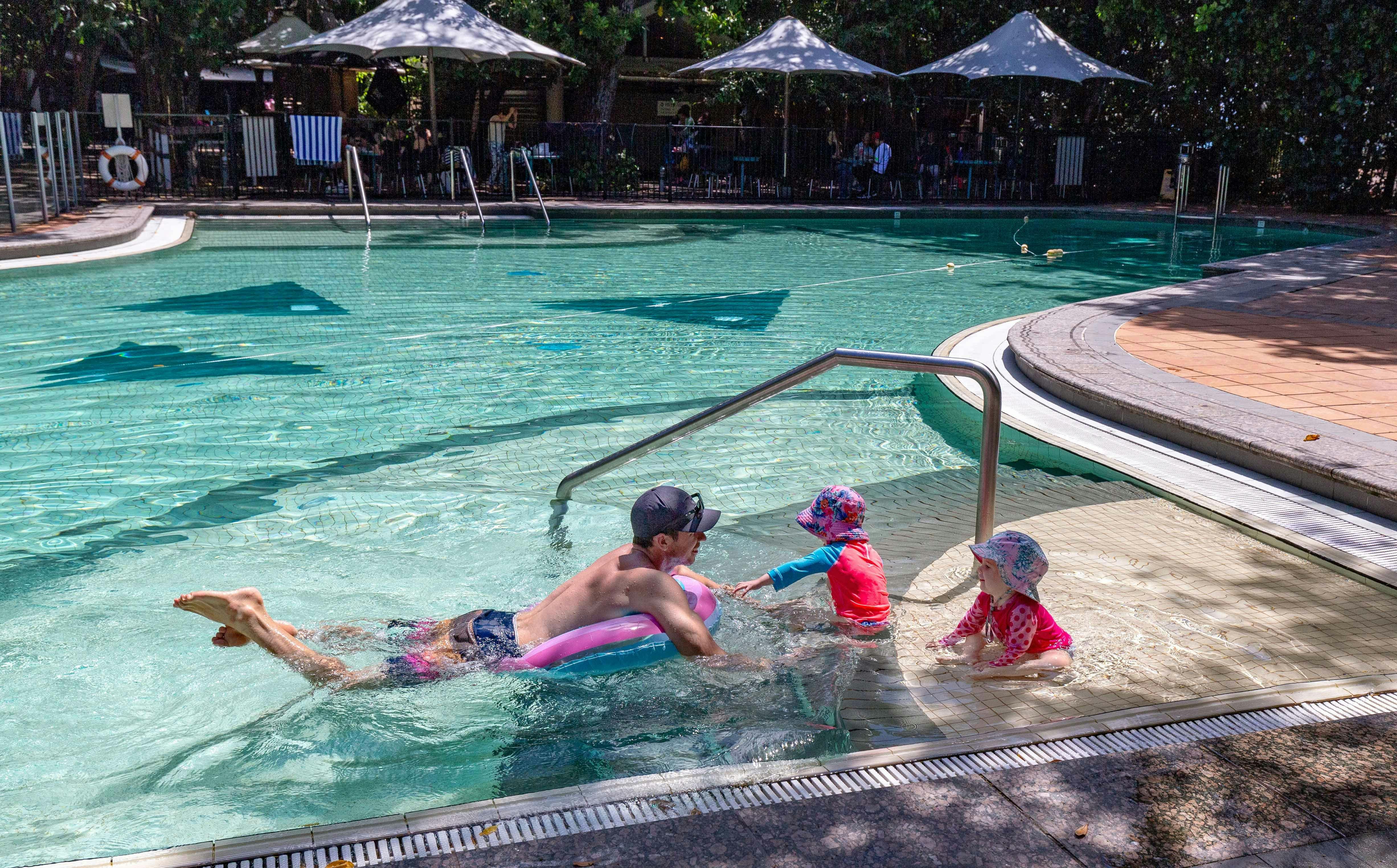 Green Island swimming pool- exclusive for Great Adventures guests