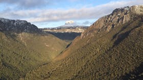 Flying through Australia's deepest gorge in winter