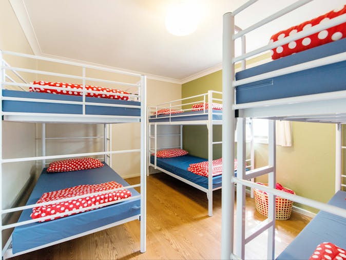 Mount Lofty Cottage YHA