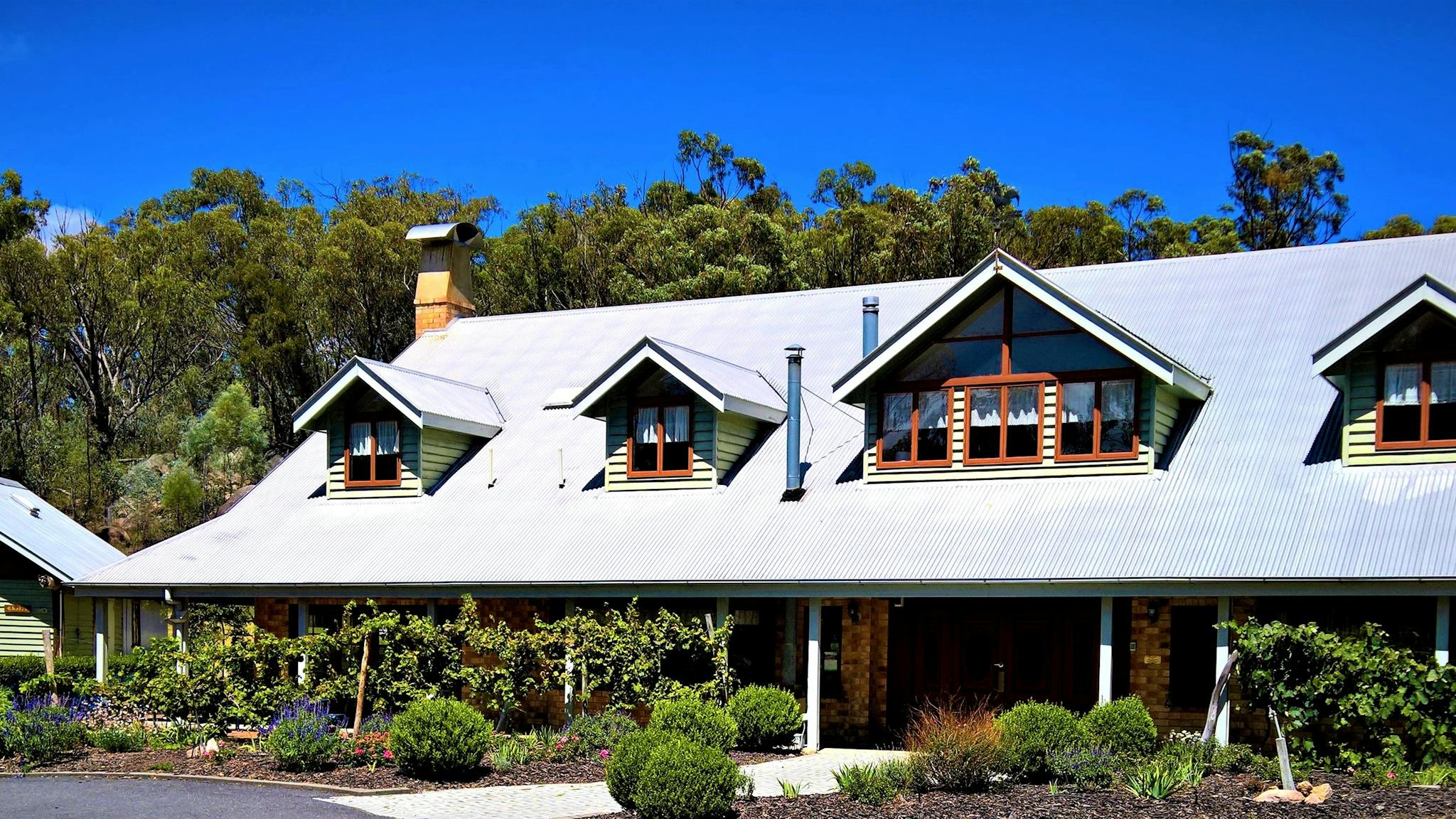 Girraween Country Inn Girraween Country Inn