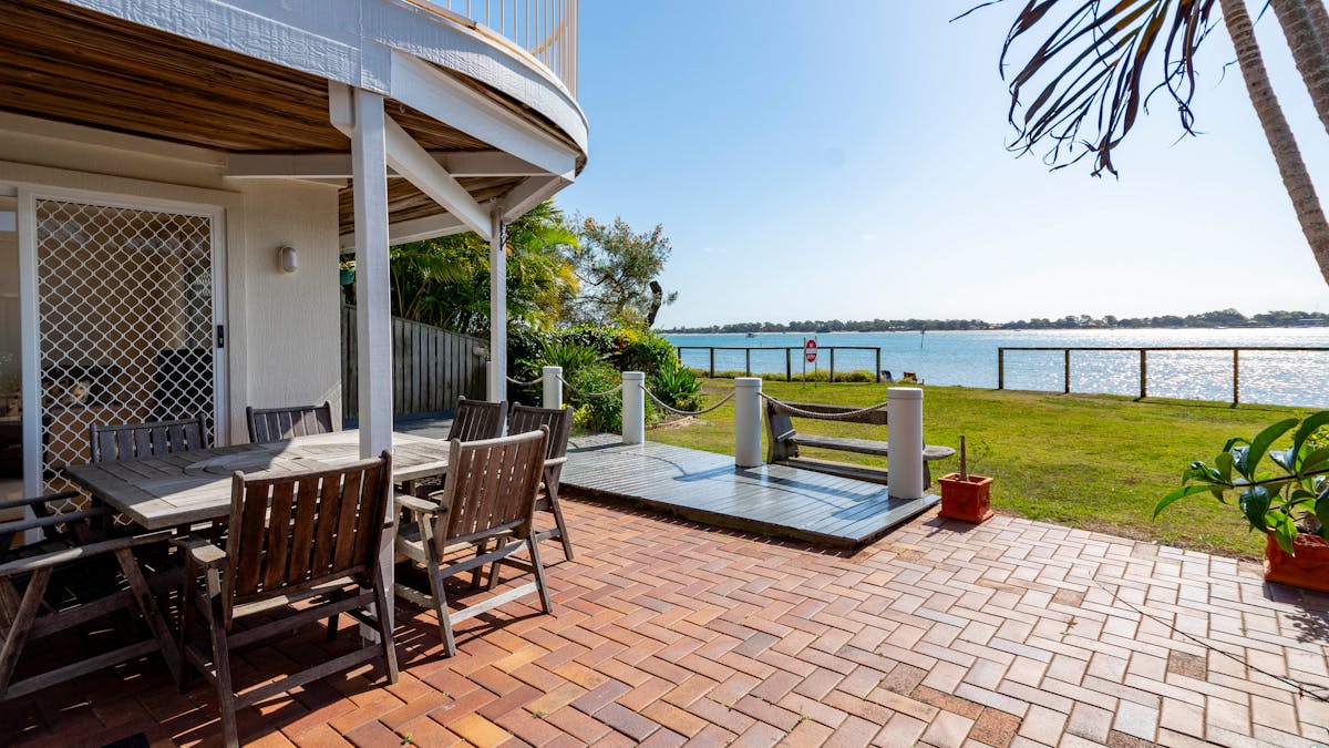 Outdoor entertaining overlooking Pumicestone Passage