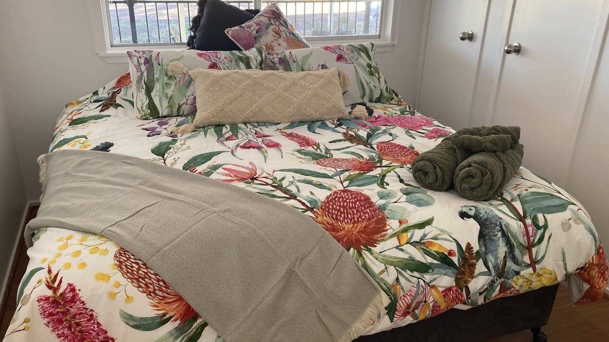 2nd bedroom