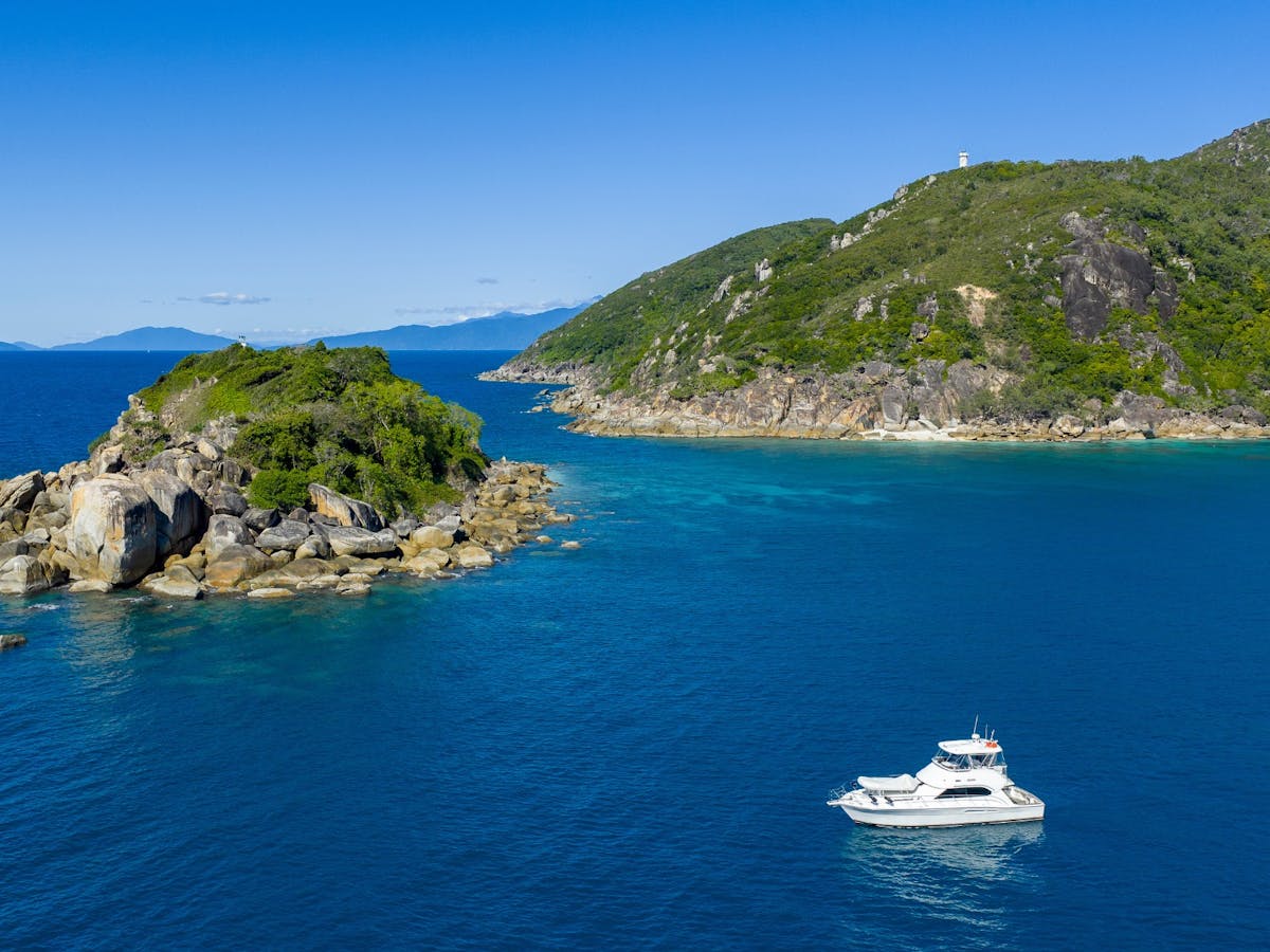 Allure priavte charter at fitzroy island in the great barrier reef