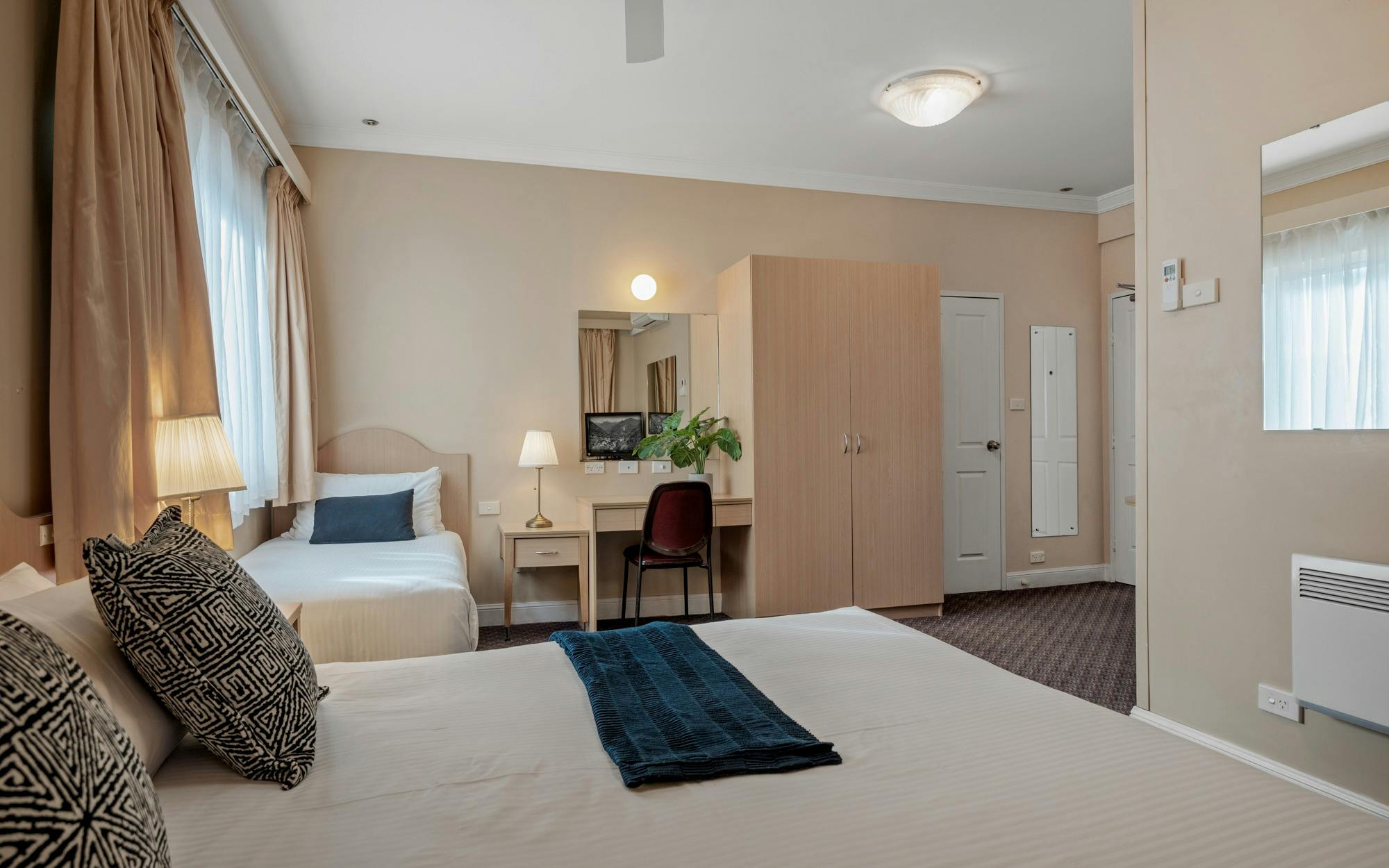 Blue Mountains Heritage Motel