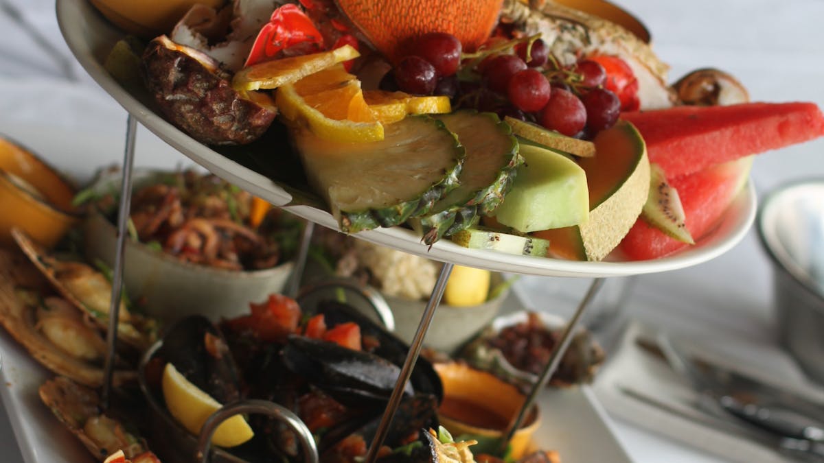 Seafood platter for 2