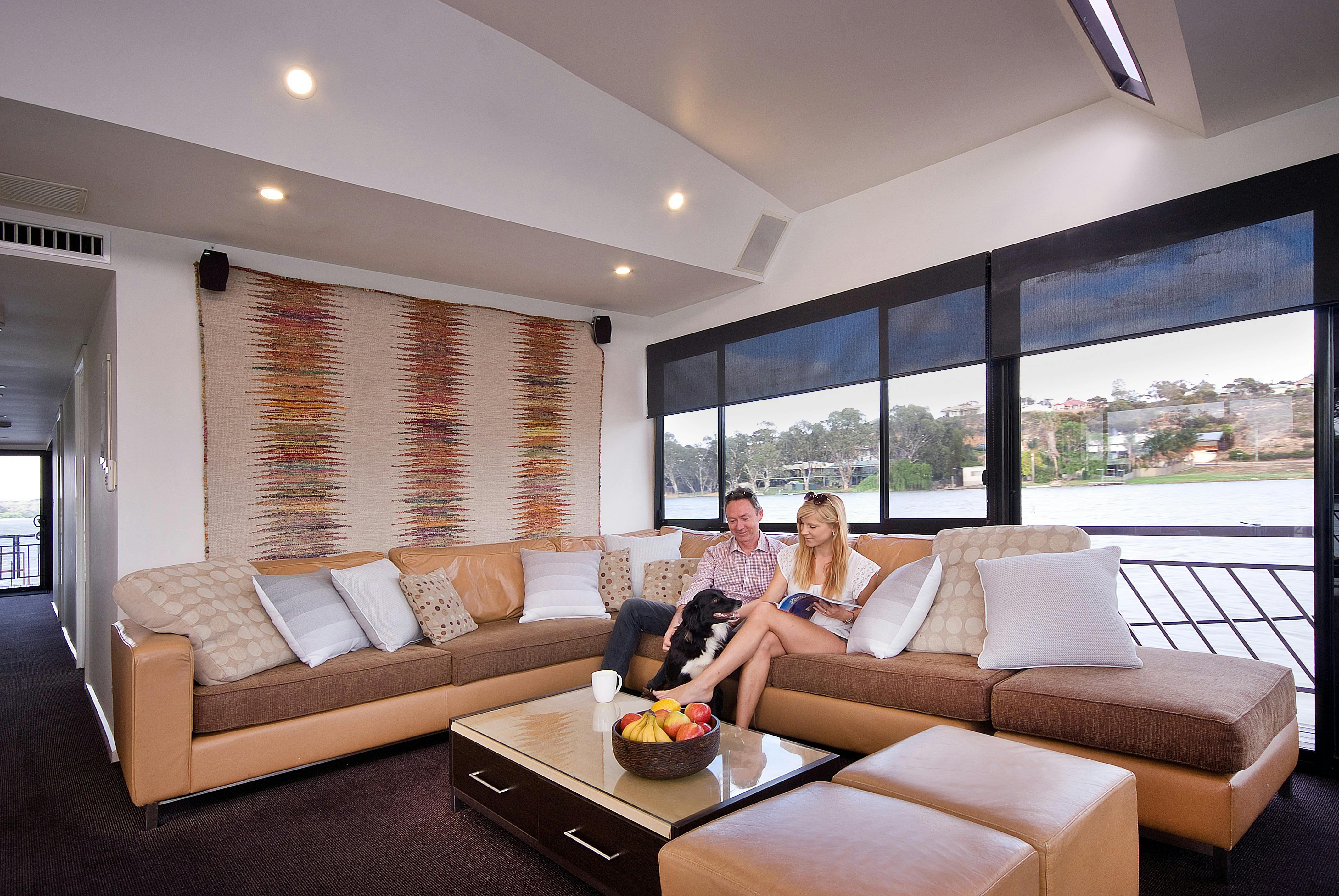 Whitewater Lounge