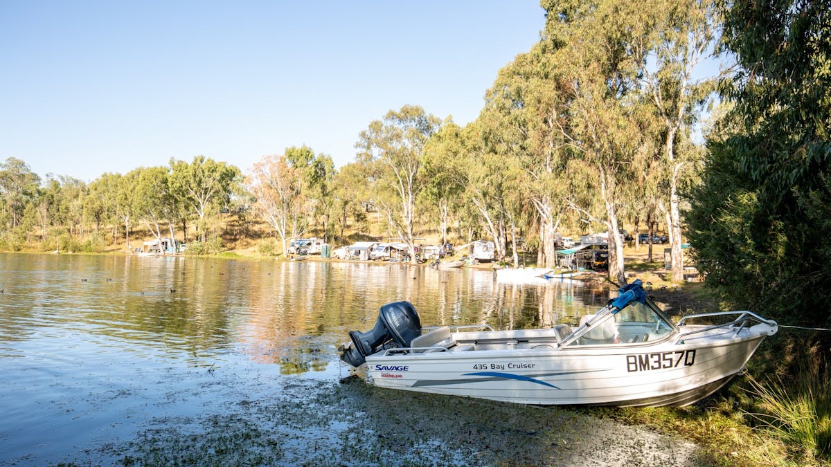 Boats on the banks of Lake Wuruma