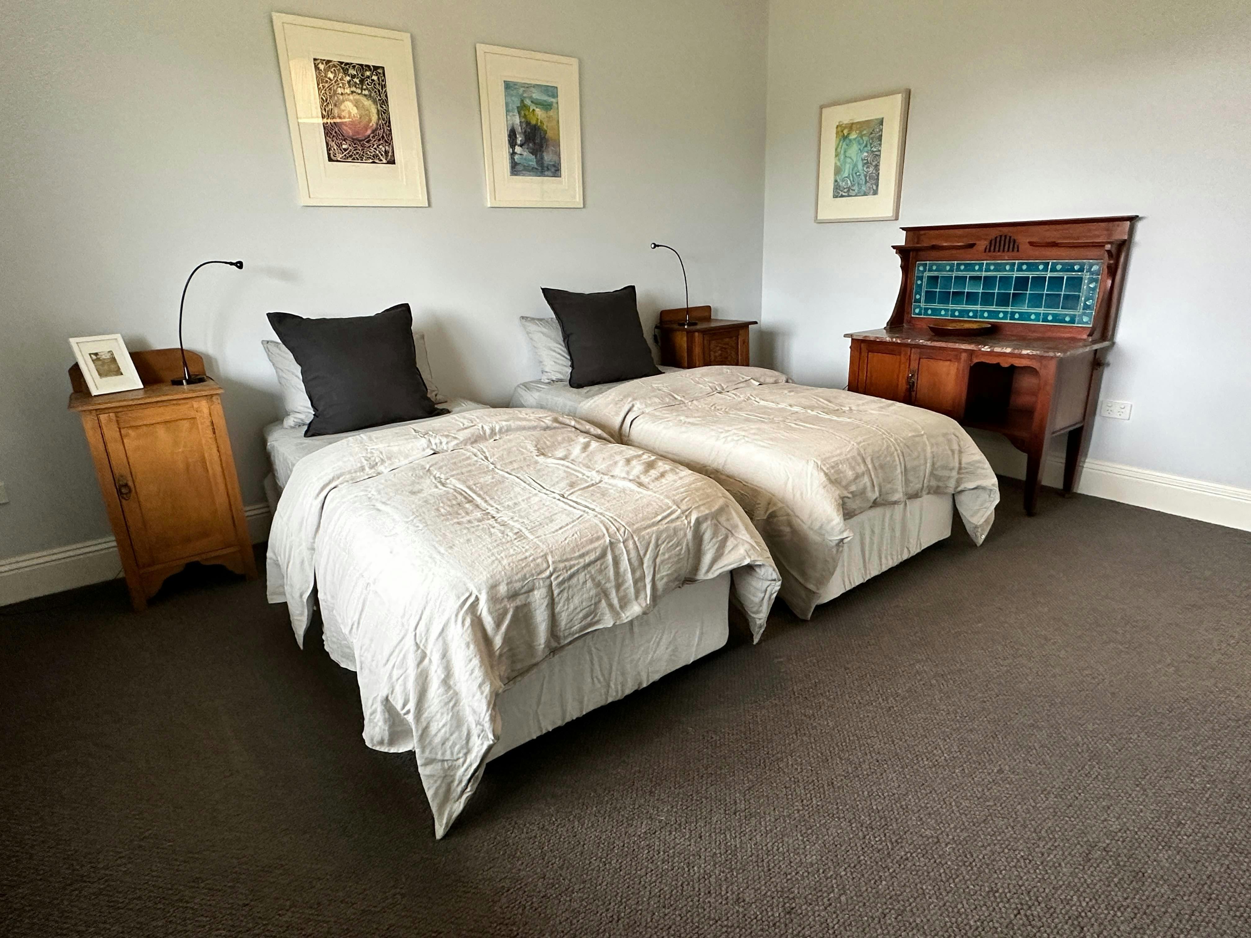 Alternatively can be set up as king bed for a couple