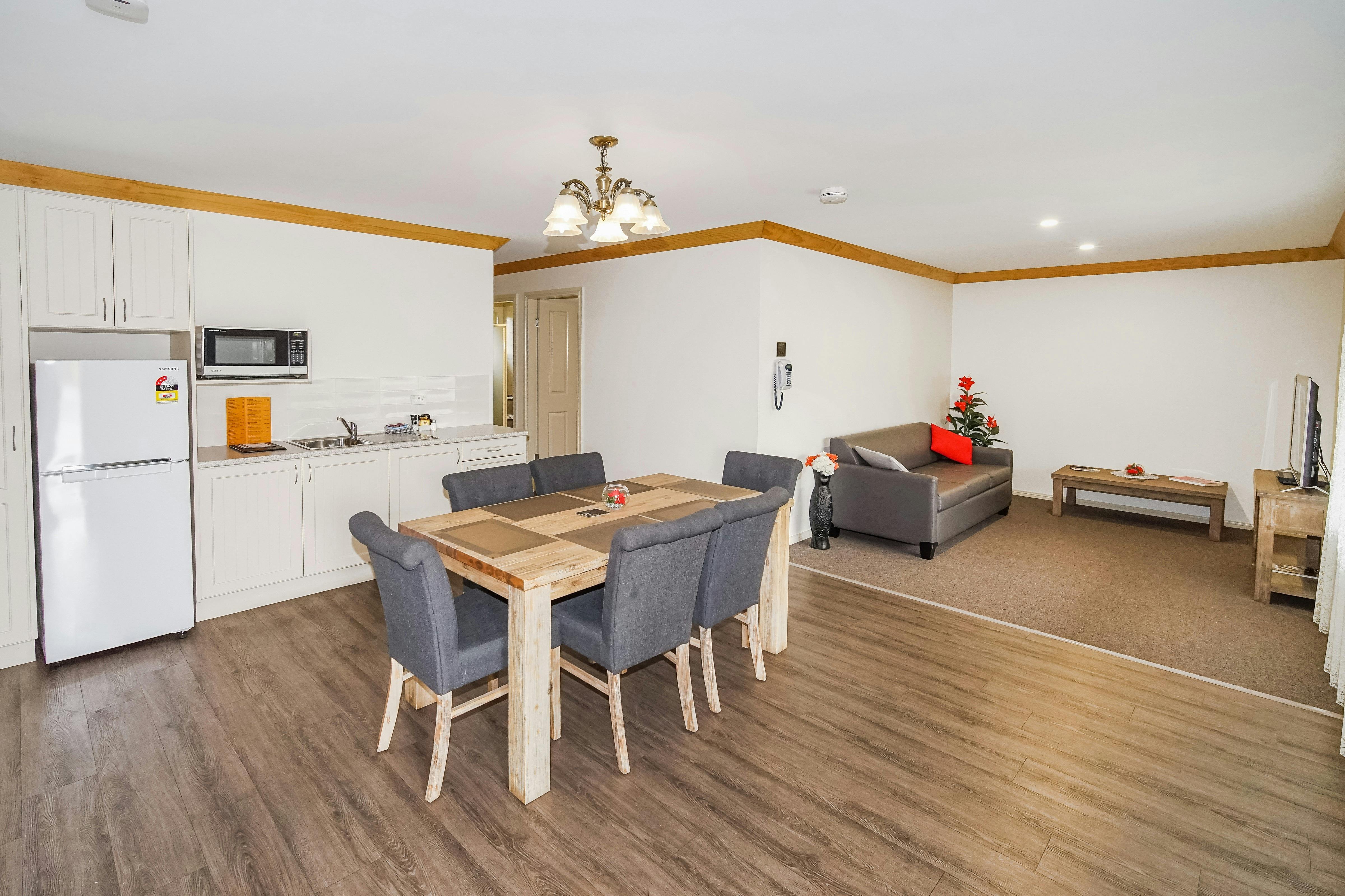 Corporate Travel, Family Travel