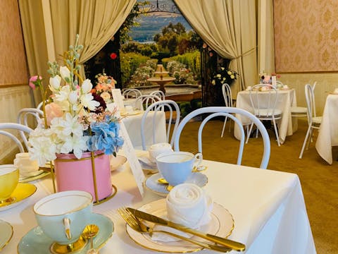 High Tea & Boutique Shopping Group Tour